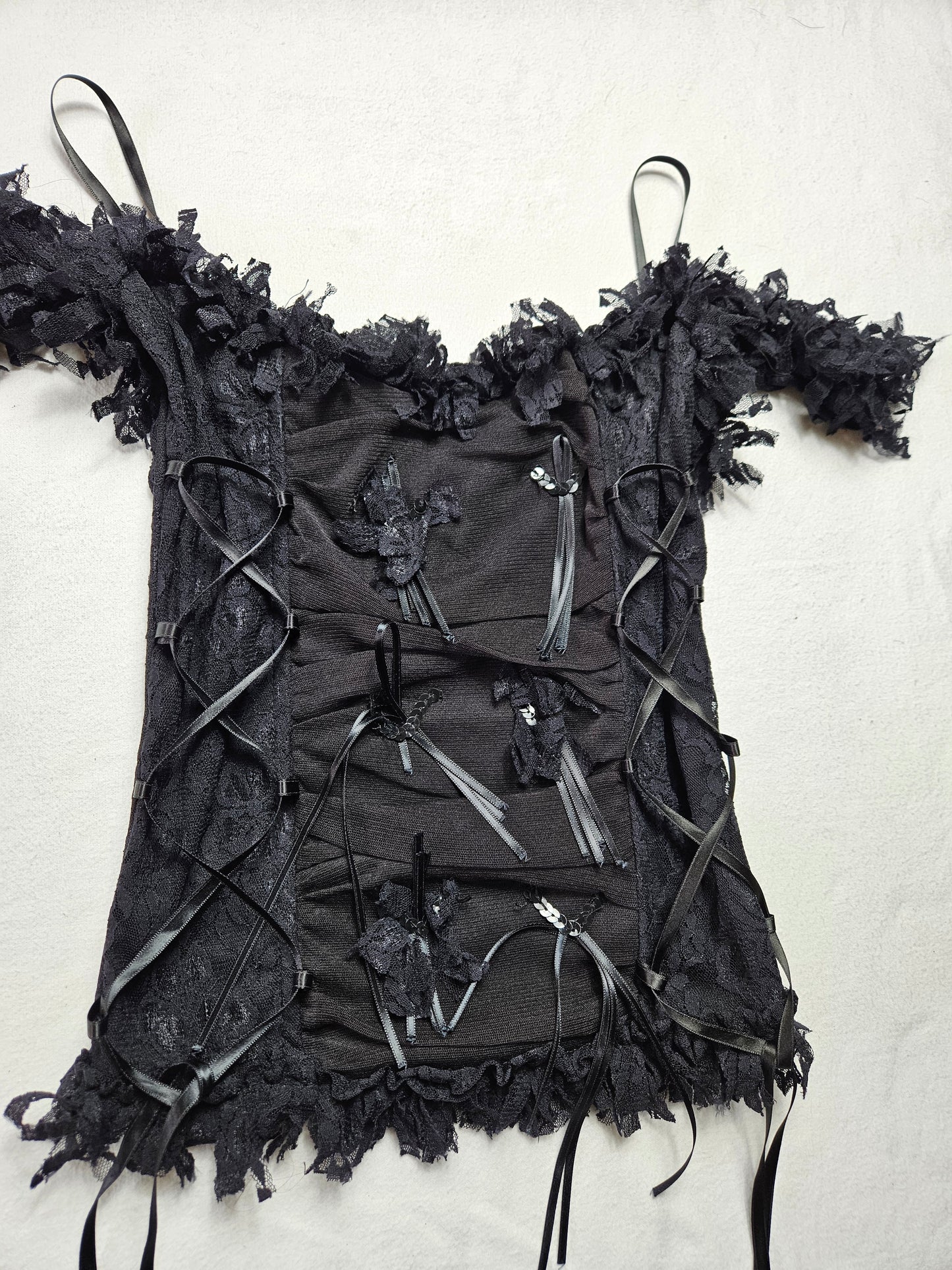 Haut esprit corset voile, dentelle et rubans