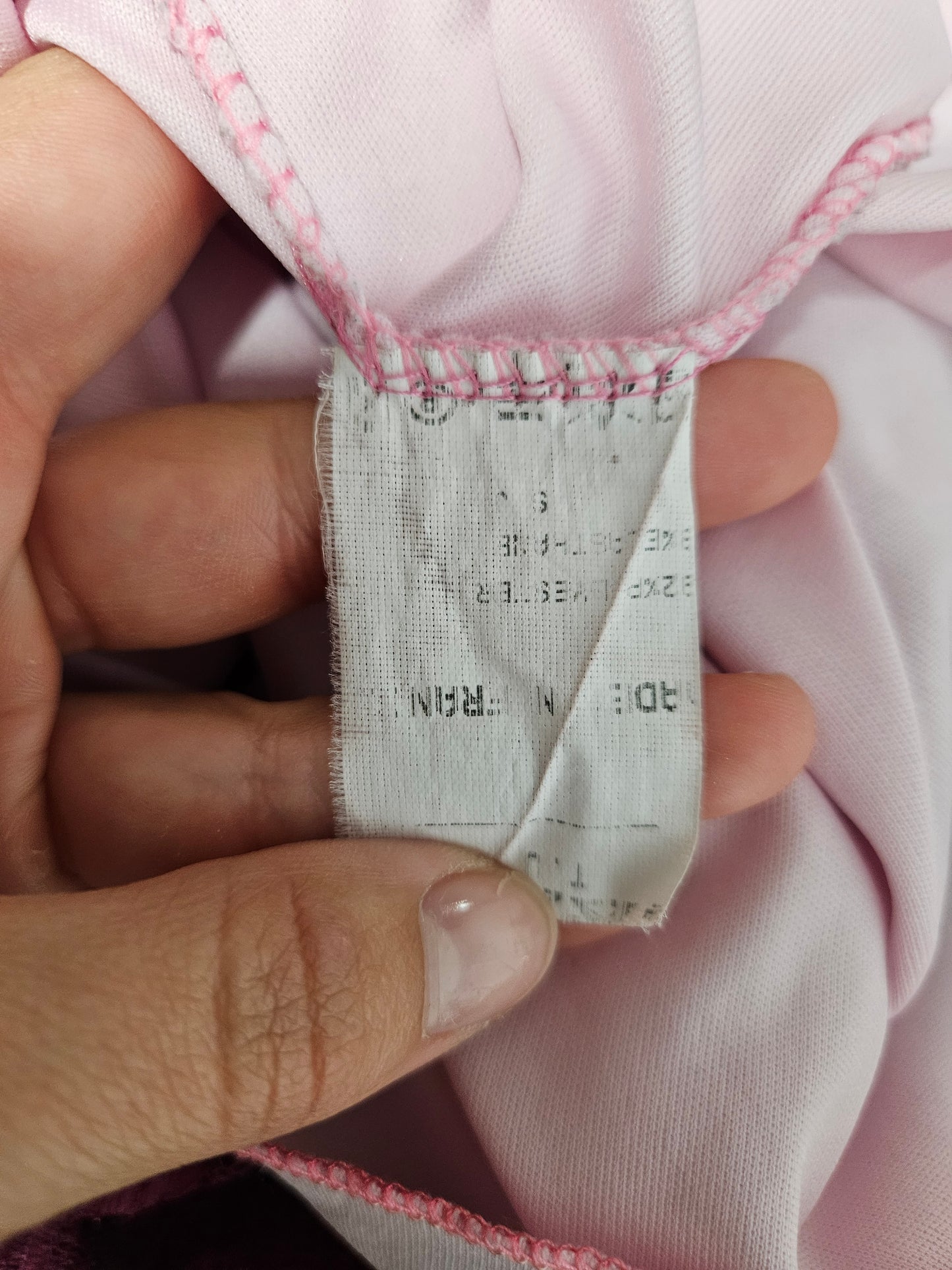 Robe asymétrique dentelle violette et rose