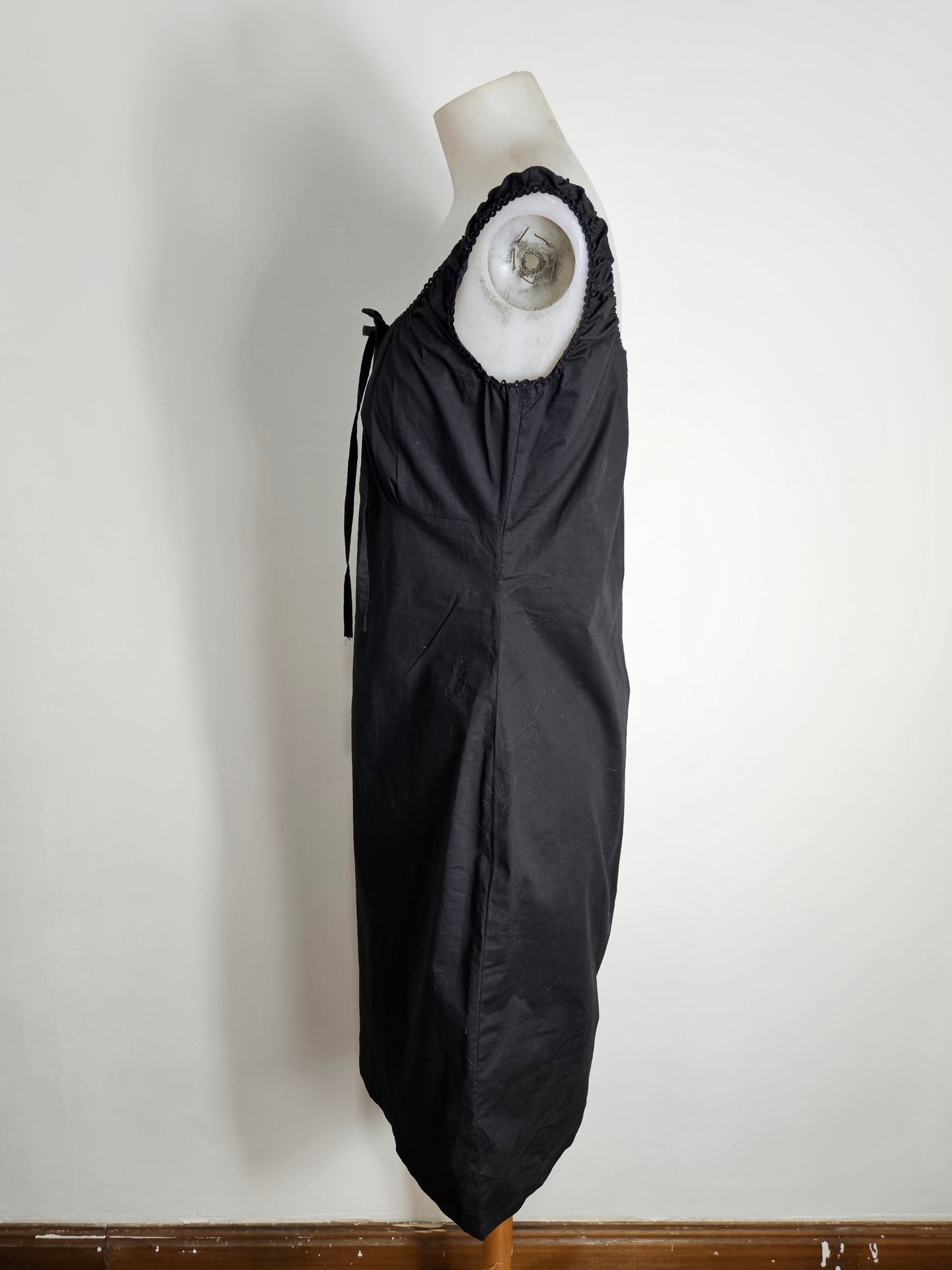 Robe courte romantique noire