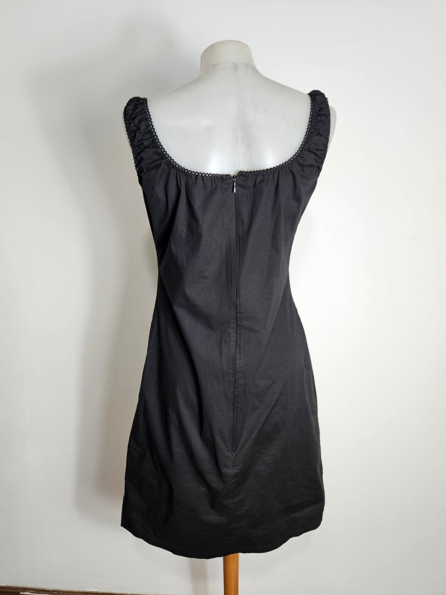 Robe courte romantique noire