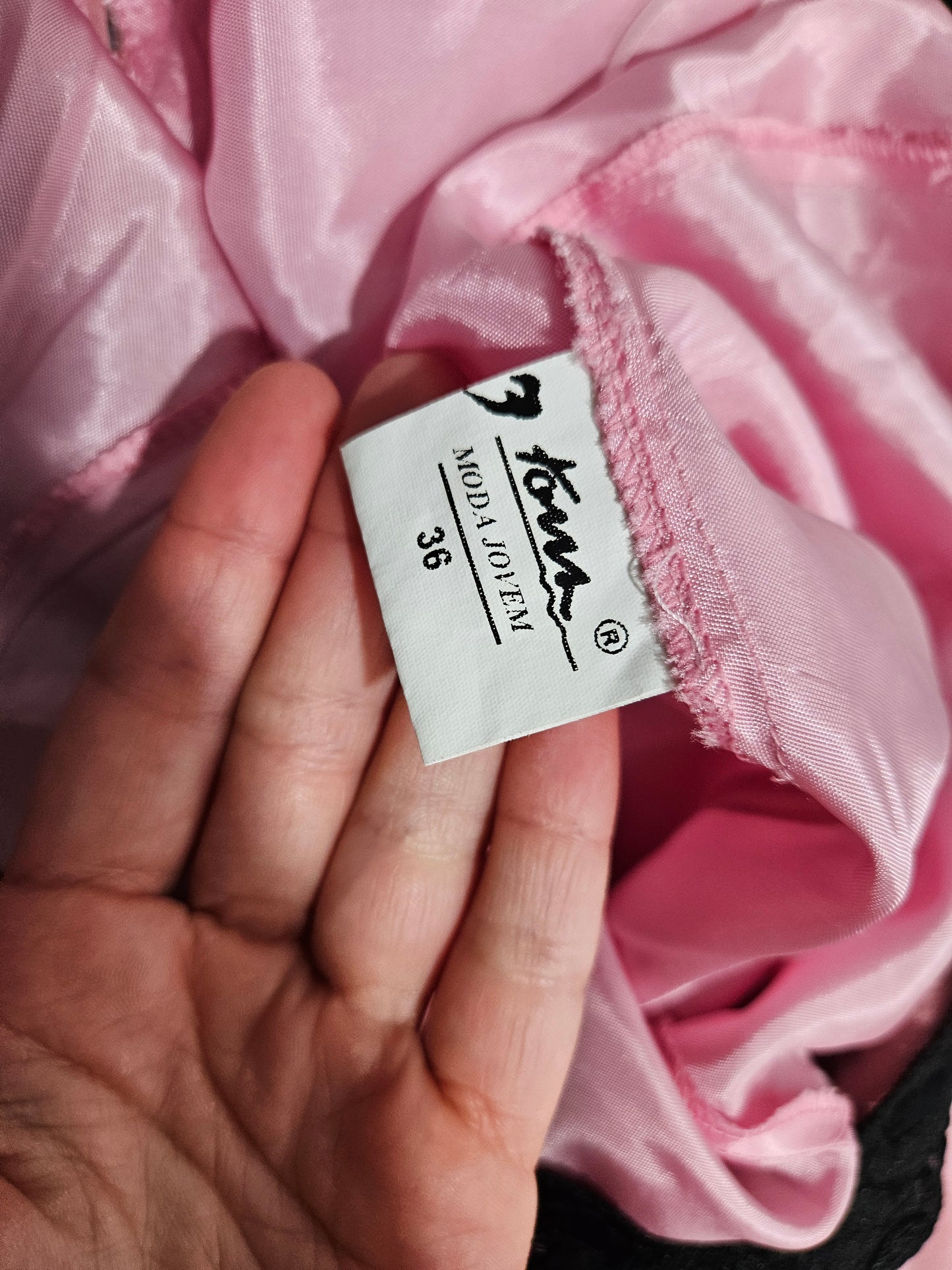 Maxi robe dos nu rose détails dentelle noire