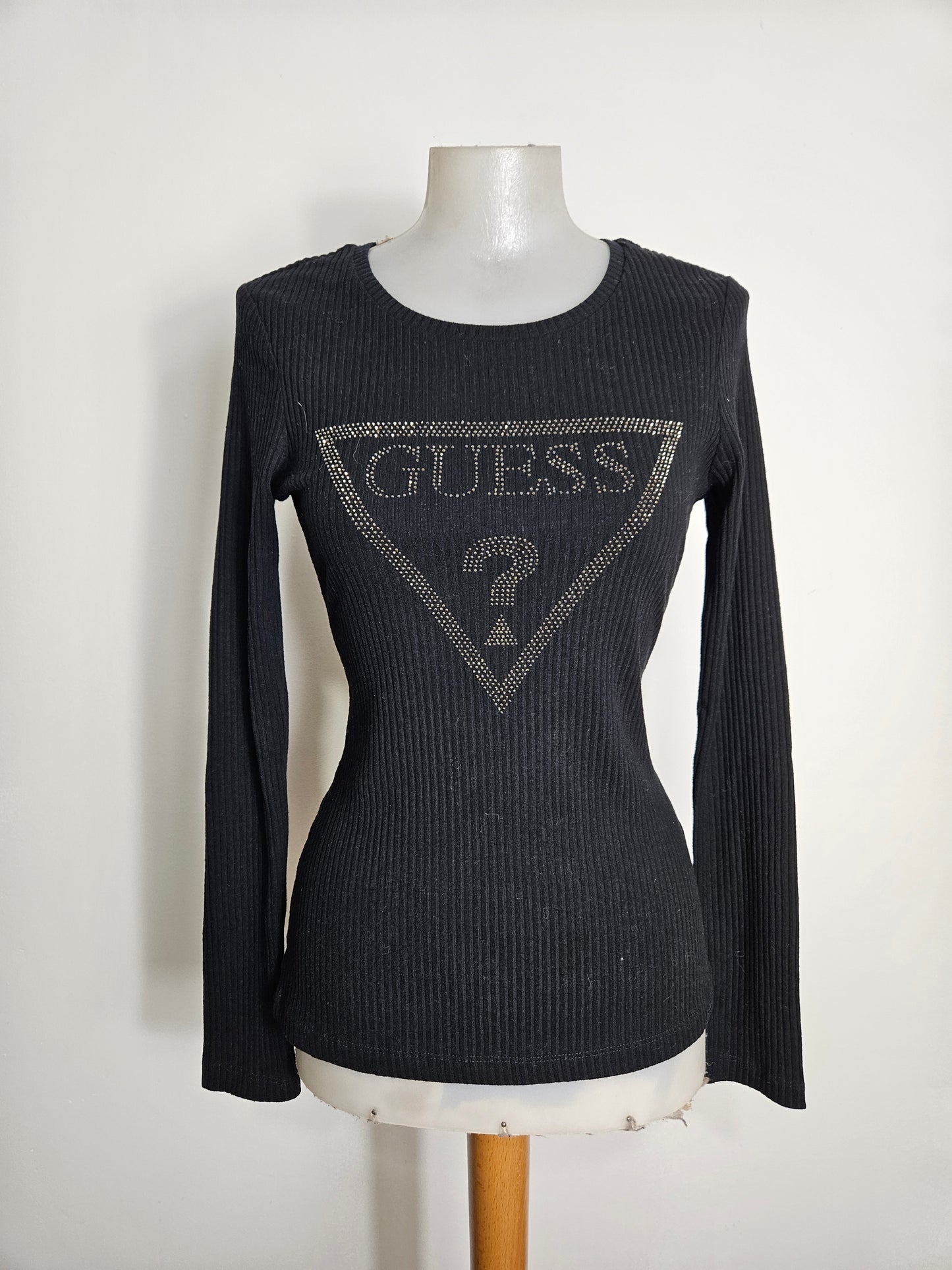 Pull fin côtelé Guess