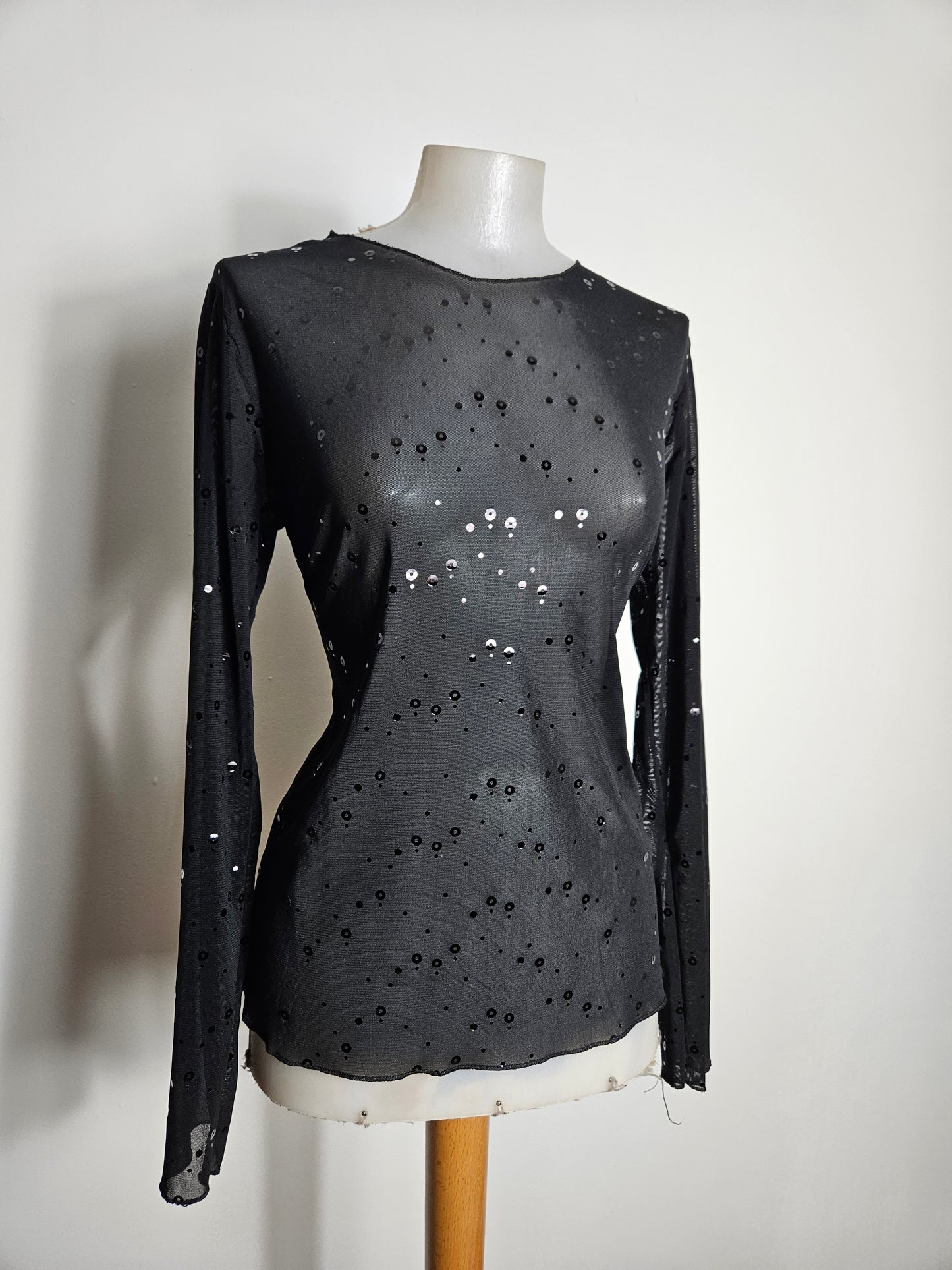 Haut en voile noir à strass