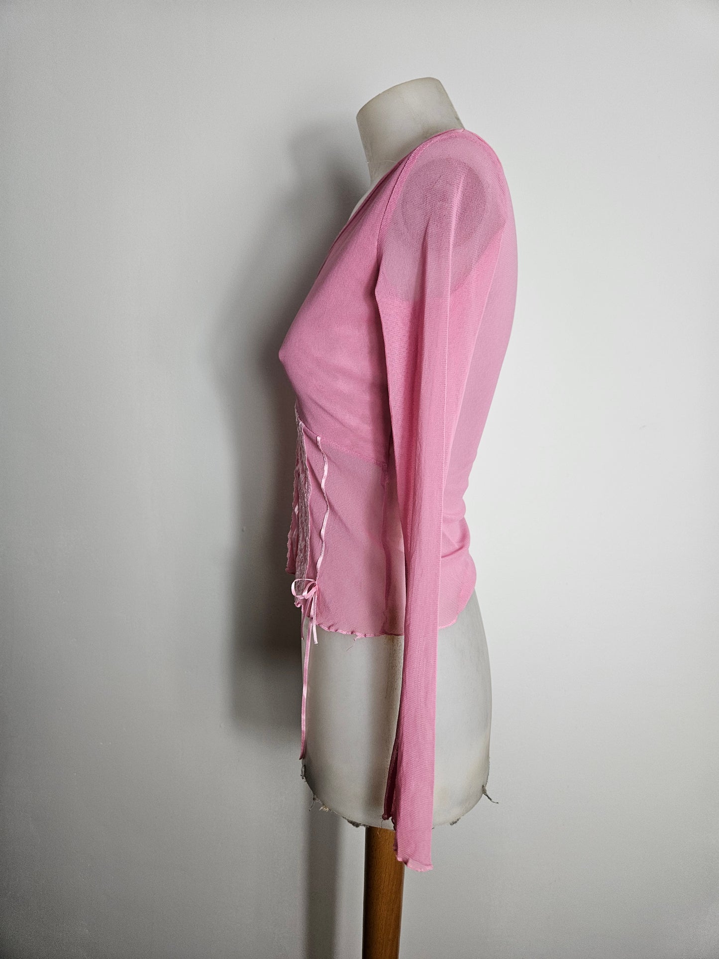 Haut en voile rose avec dentelle