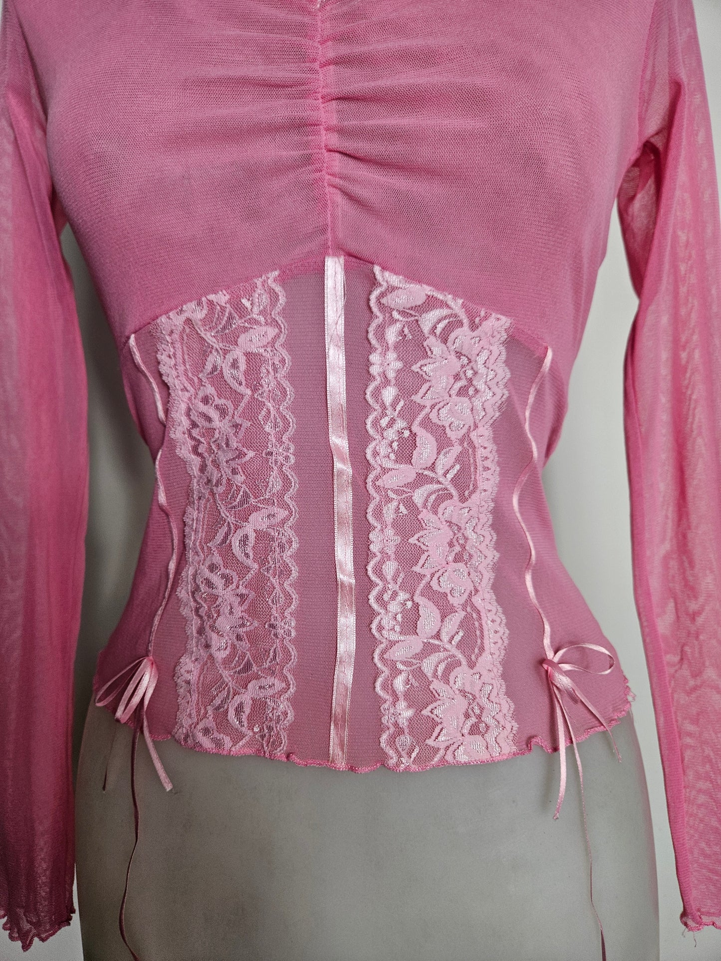 Haut en voile rose avec dentelle