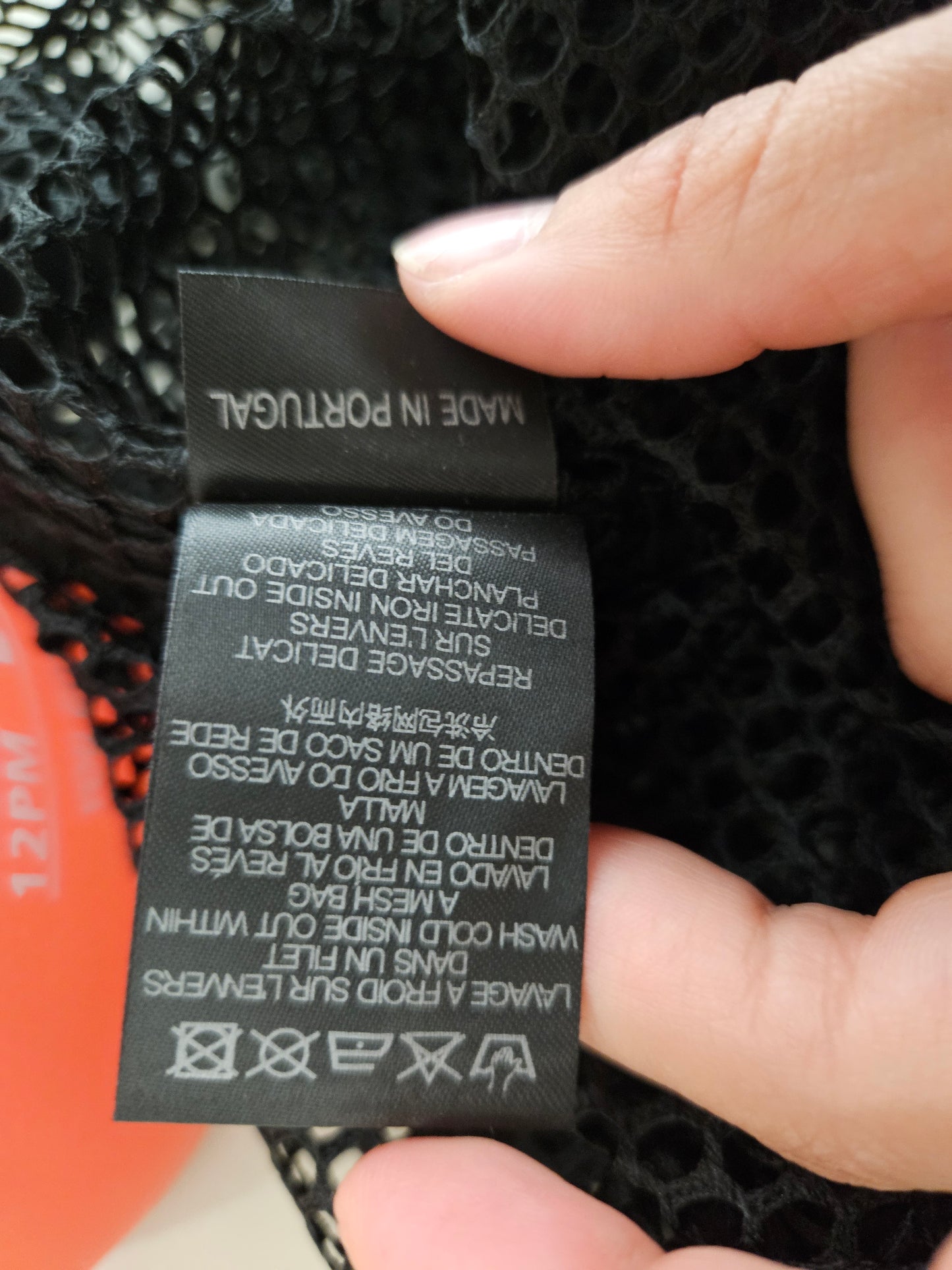 Haut long en résille cop copine