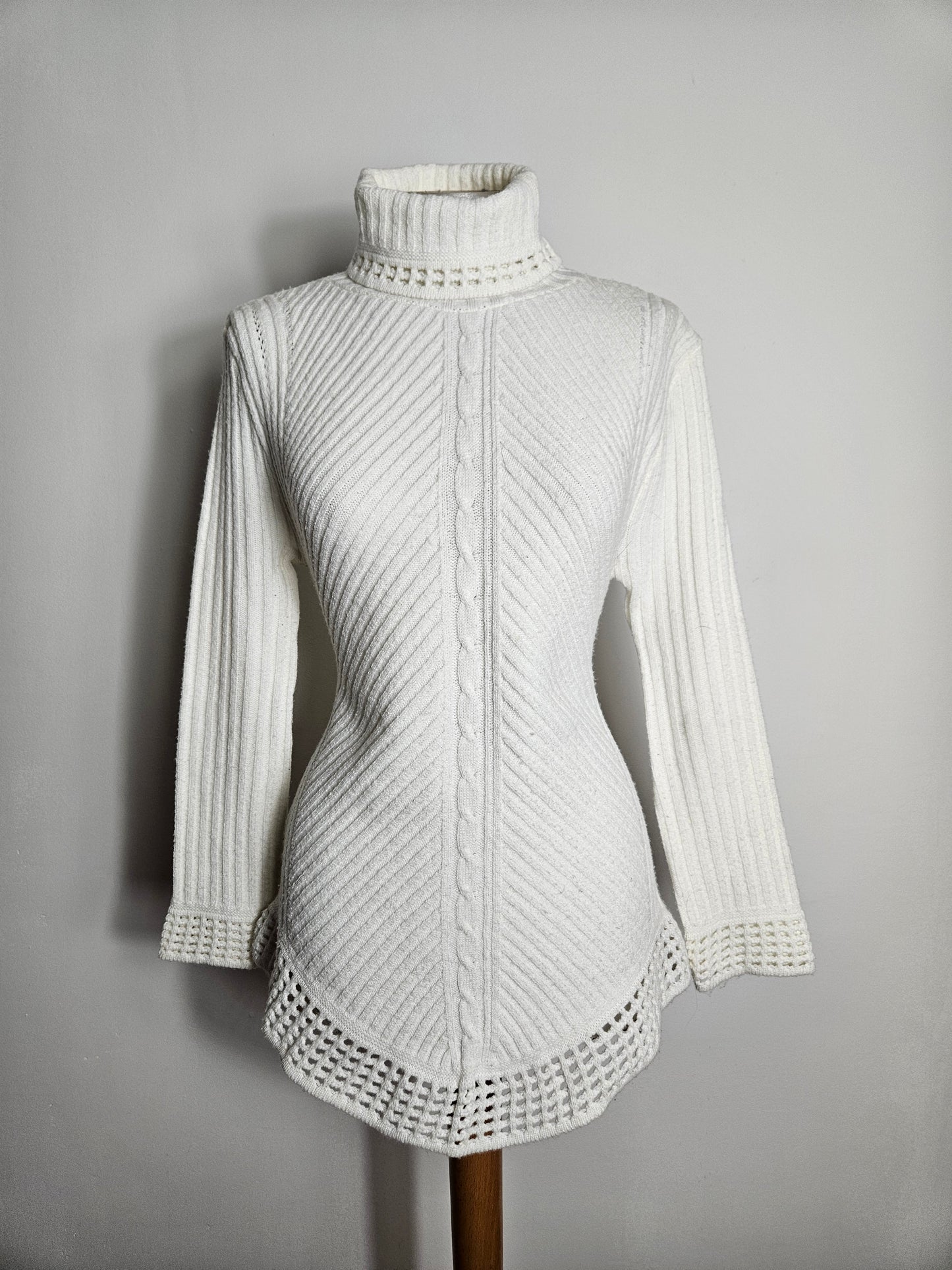 Pull col roulé blanc cassé