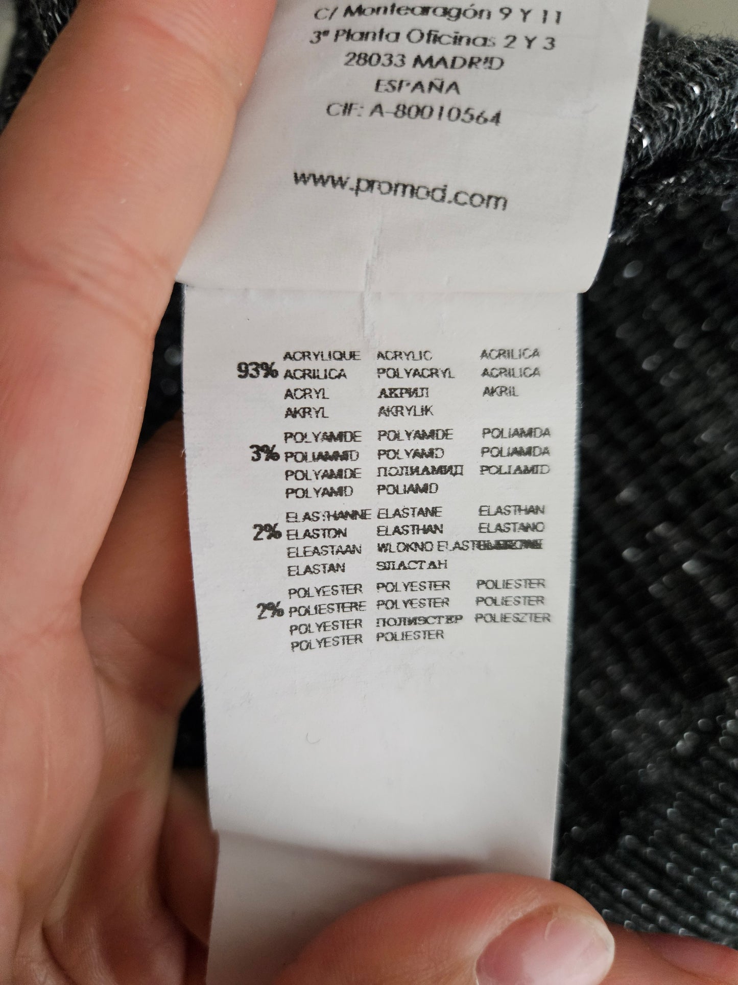 Pull léger col asymétrique détails sangle