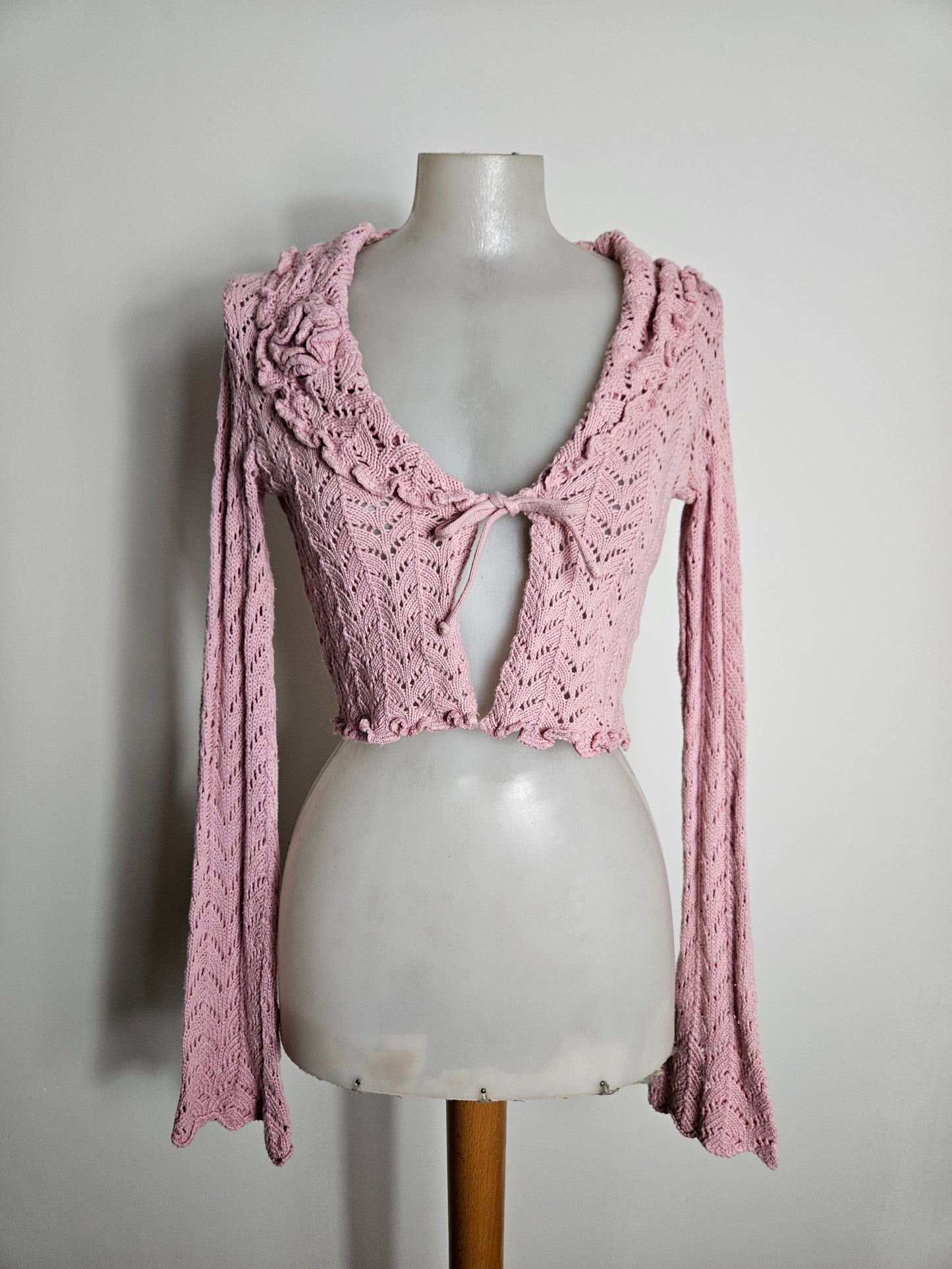 Boléro en crochet détails fleur
