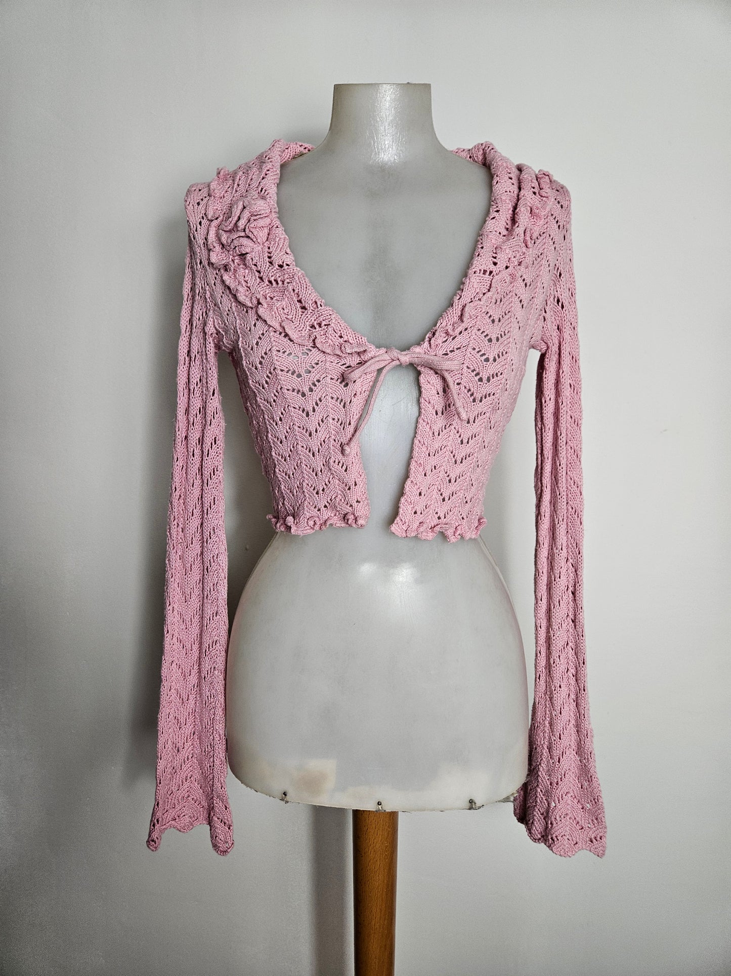 Boléro en crochet détails fleur