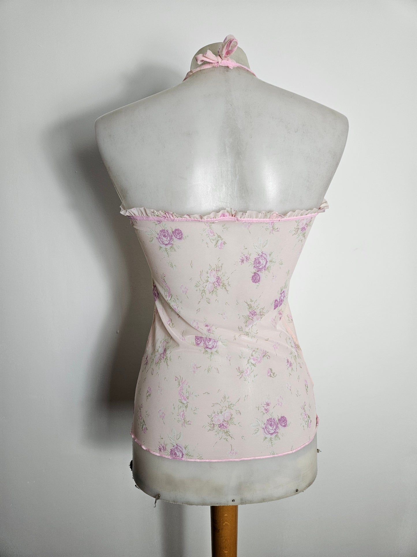 Haut dos nu en voile fleuri rose