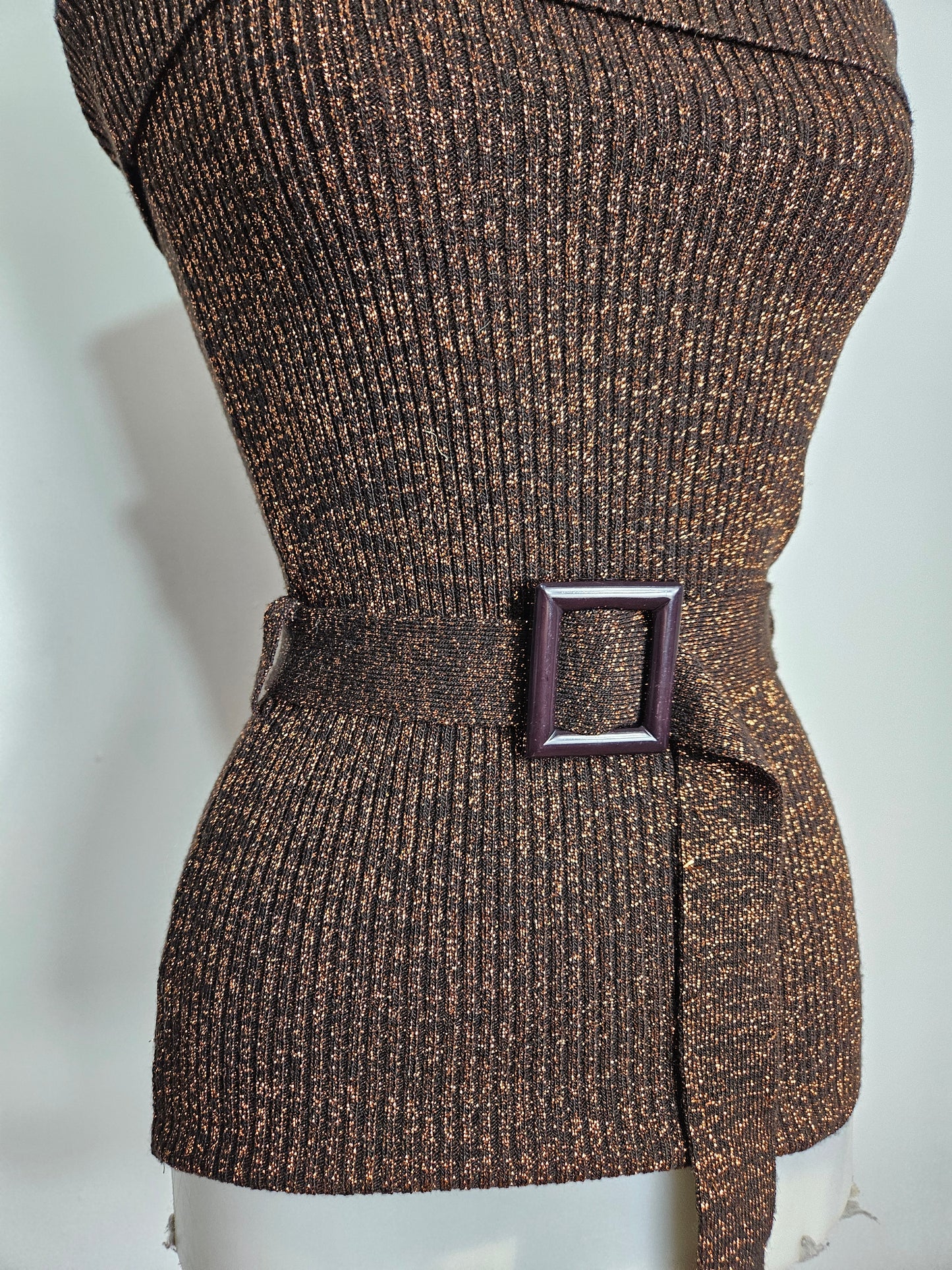 Haut strapless effet pull avec ceinture