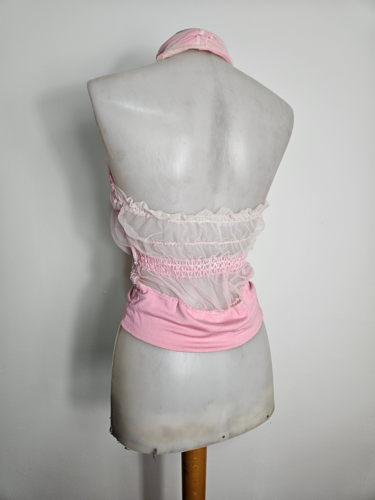 Haut dos nu échancré boucle en strass