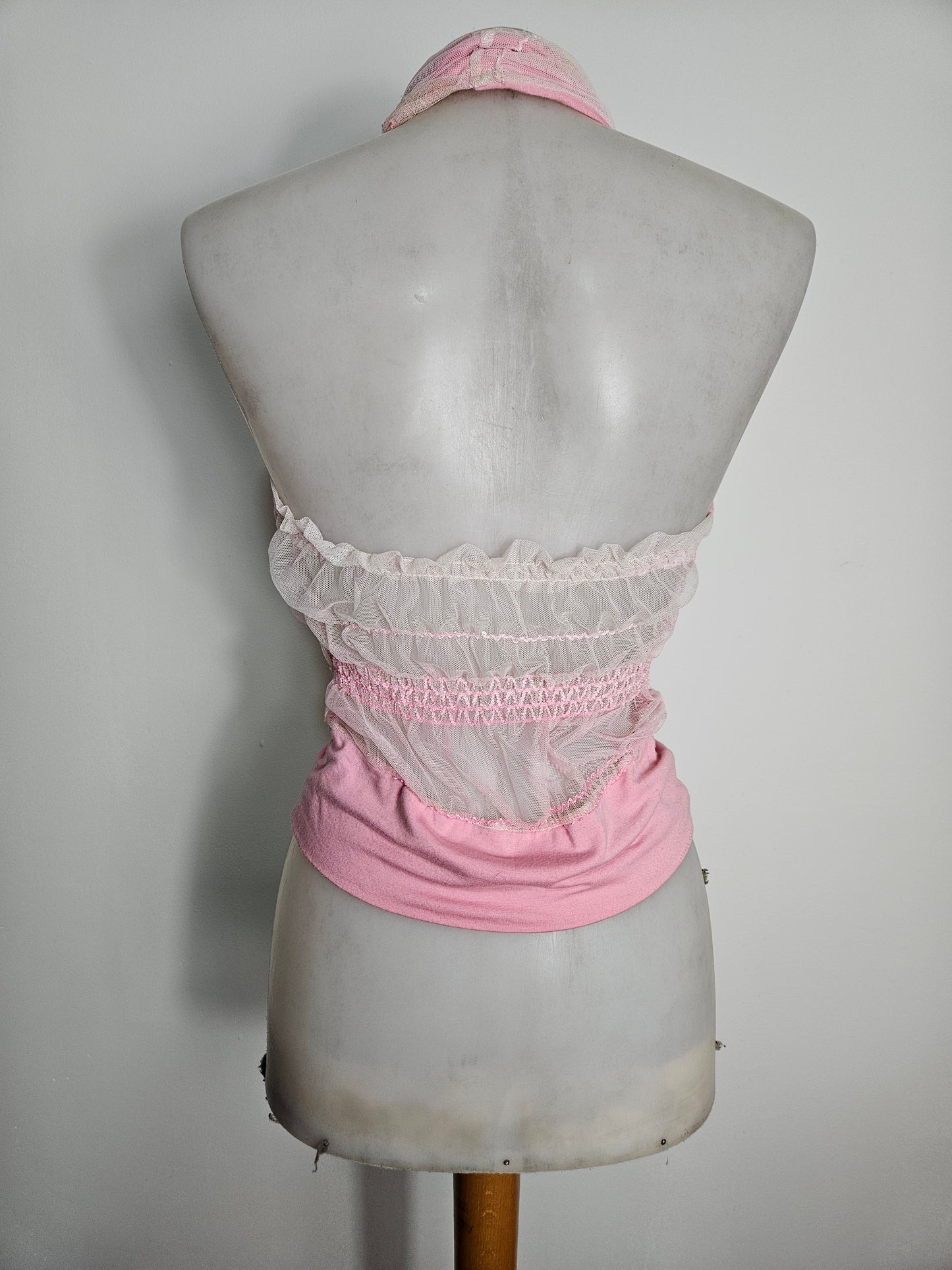 Haut dos nu échancré boucle en strass