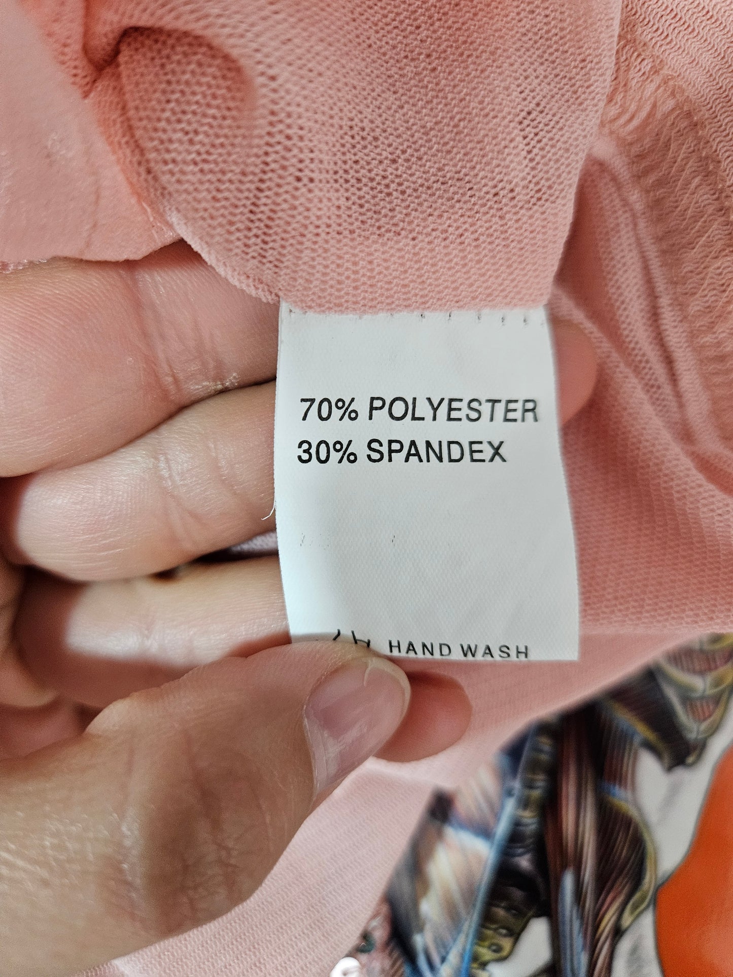 Dos nu en voile brodé de perles et sequins