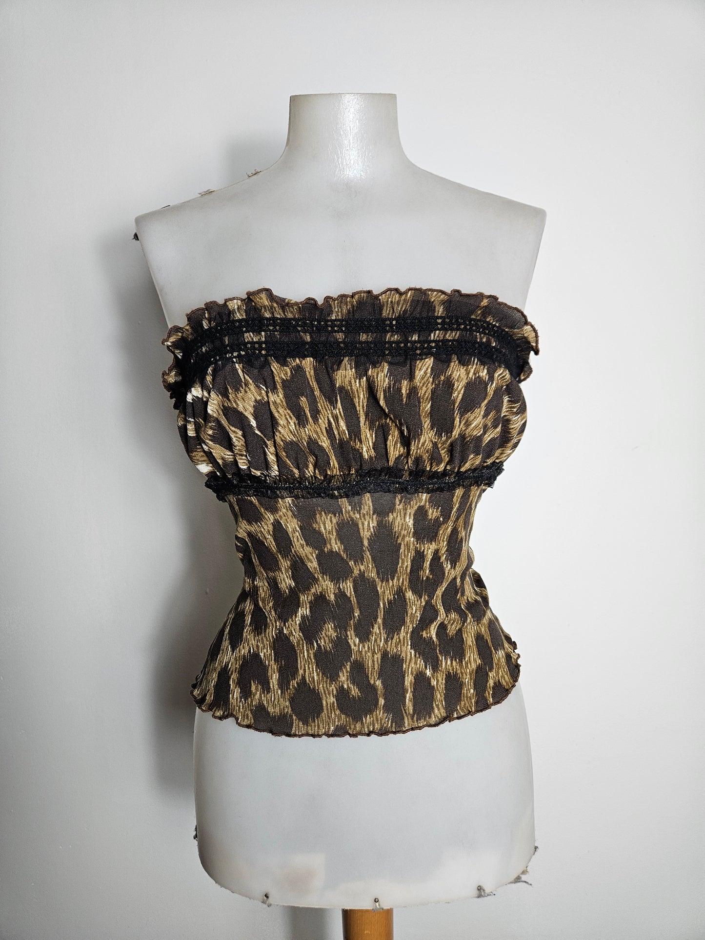 Haut strapless en voile léopard