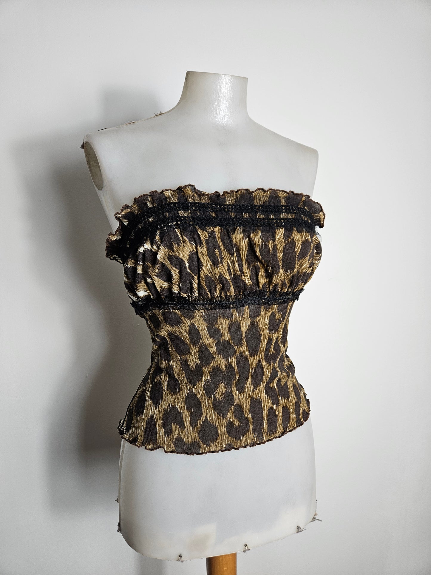 Haut strapless en voile léopard