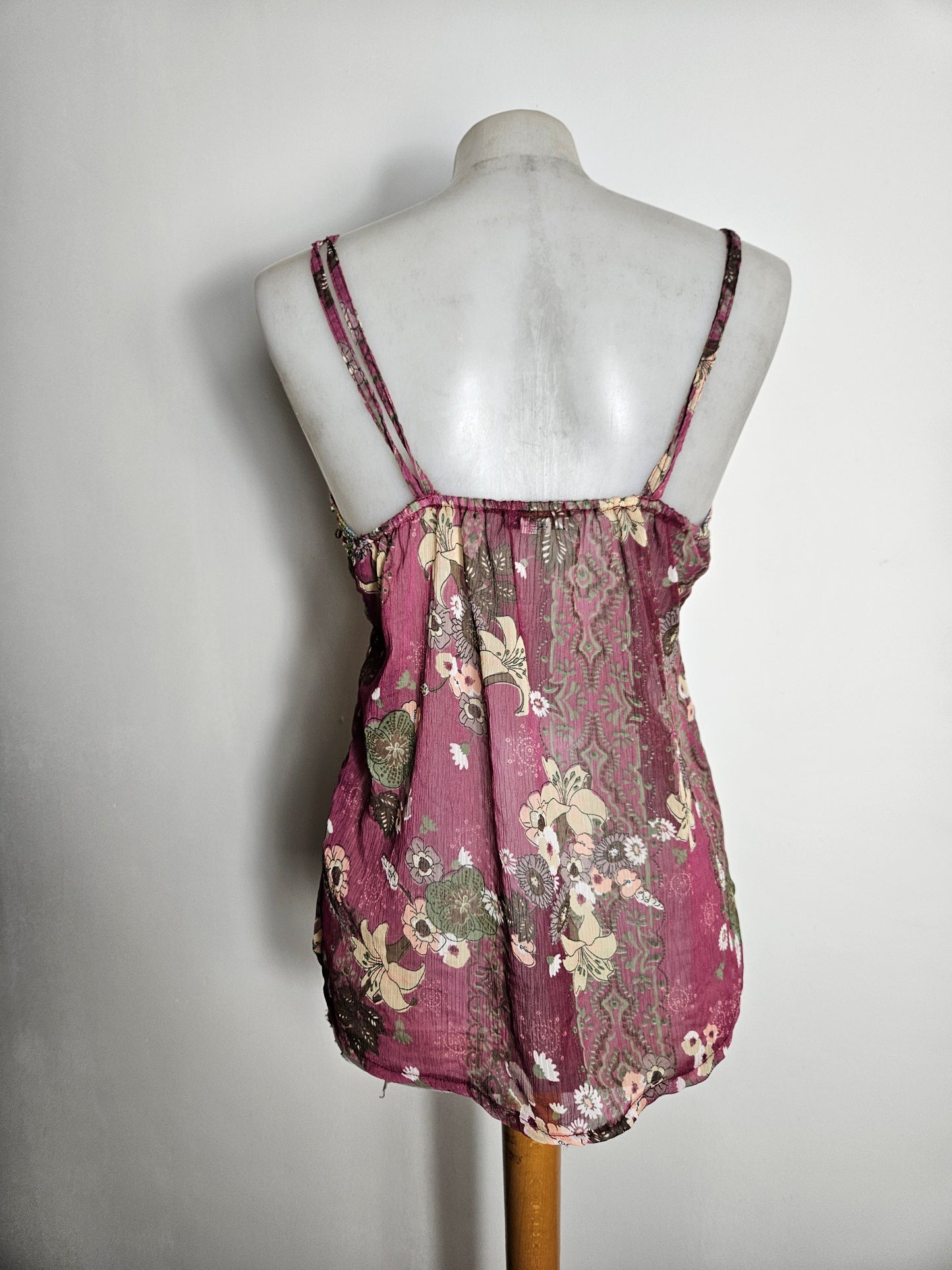 Haut en voile décolleté brodé