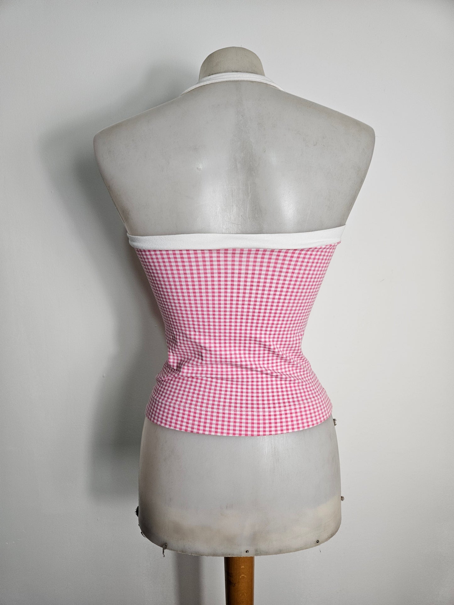 Haut dos nu esprit pin up