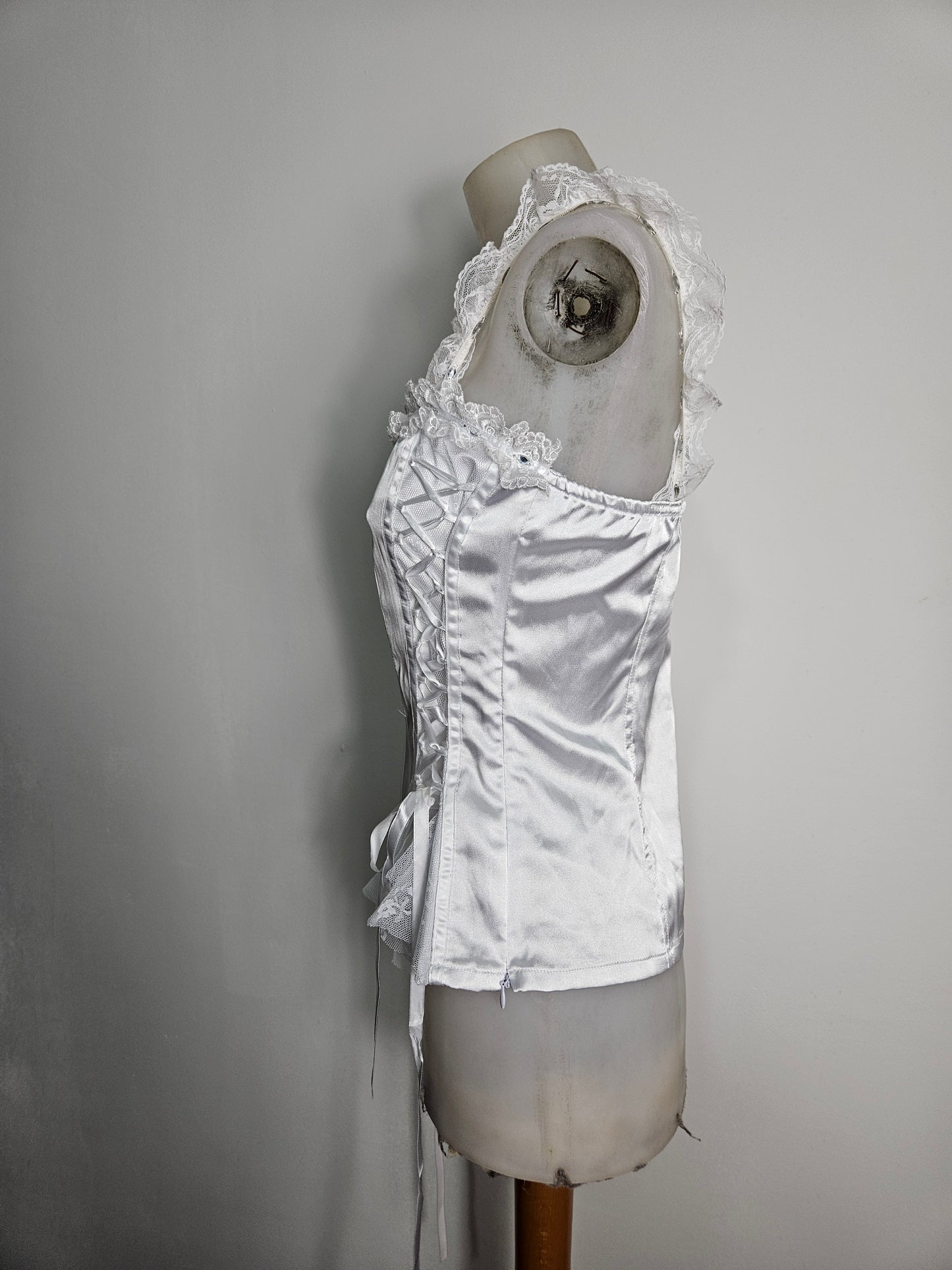 Haut esprit corset blanc satiné