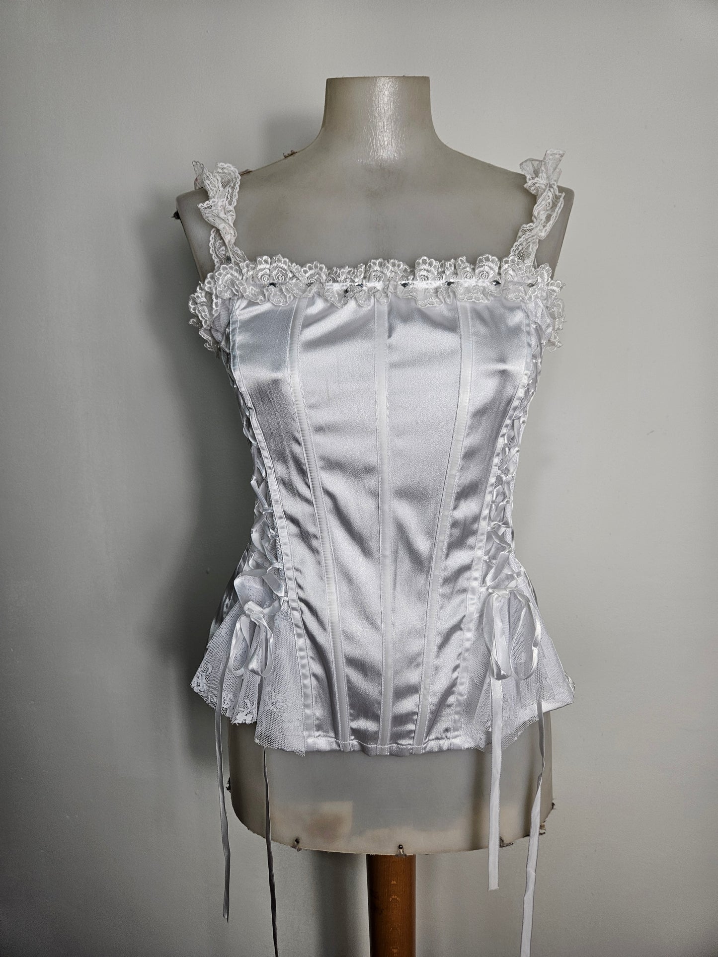 Haut esprit corset blanc satiné