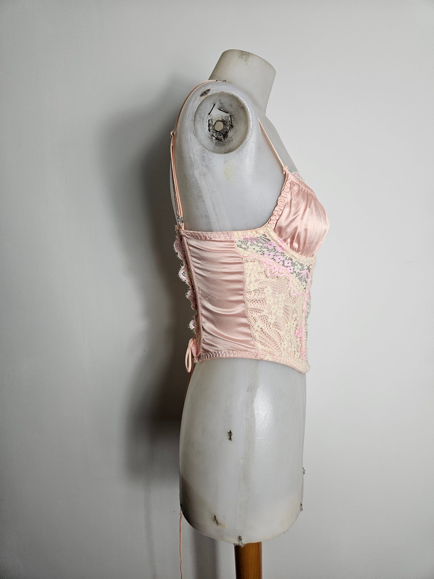 Haut esprit corset satin et dentelle