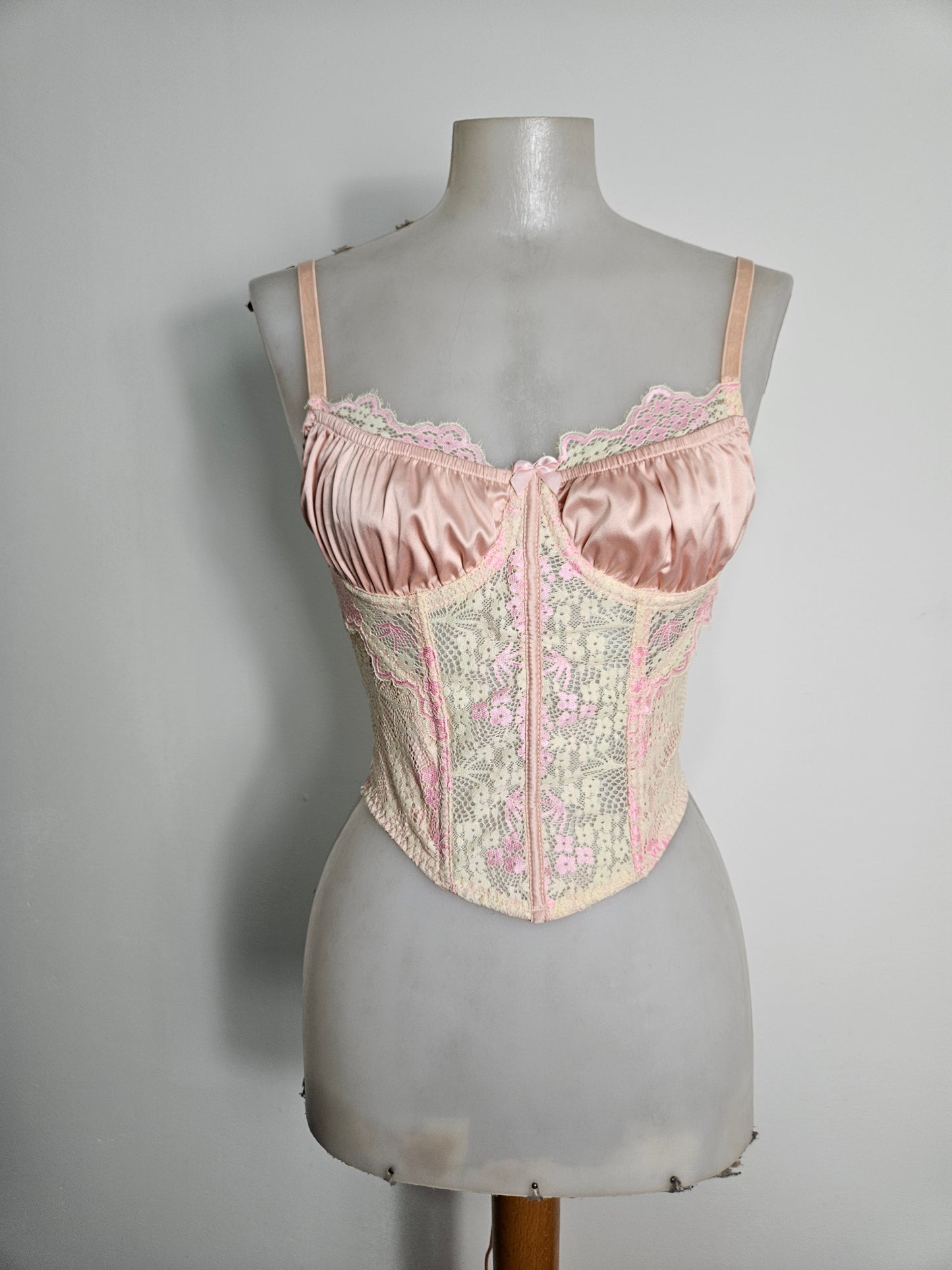 Haut esprit corset satin et dentelle