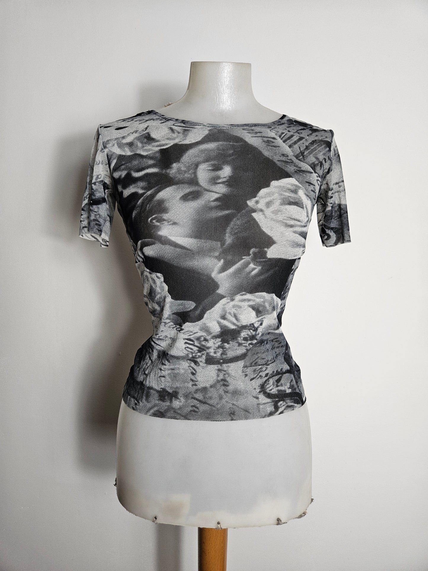 Haut en voile à motif tons gris