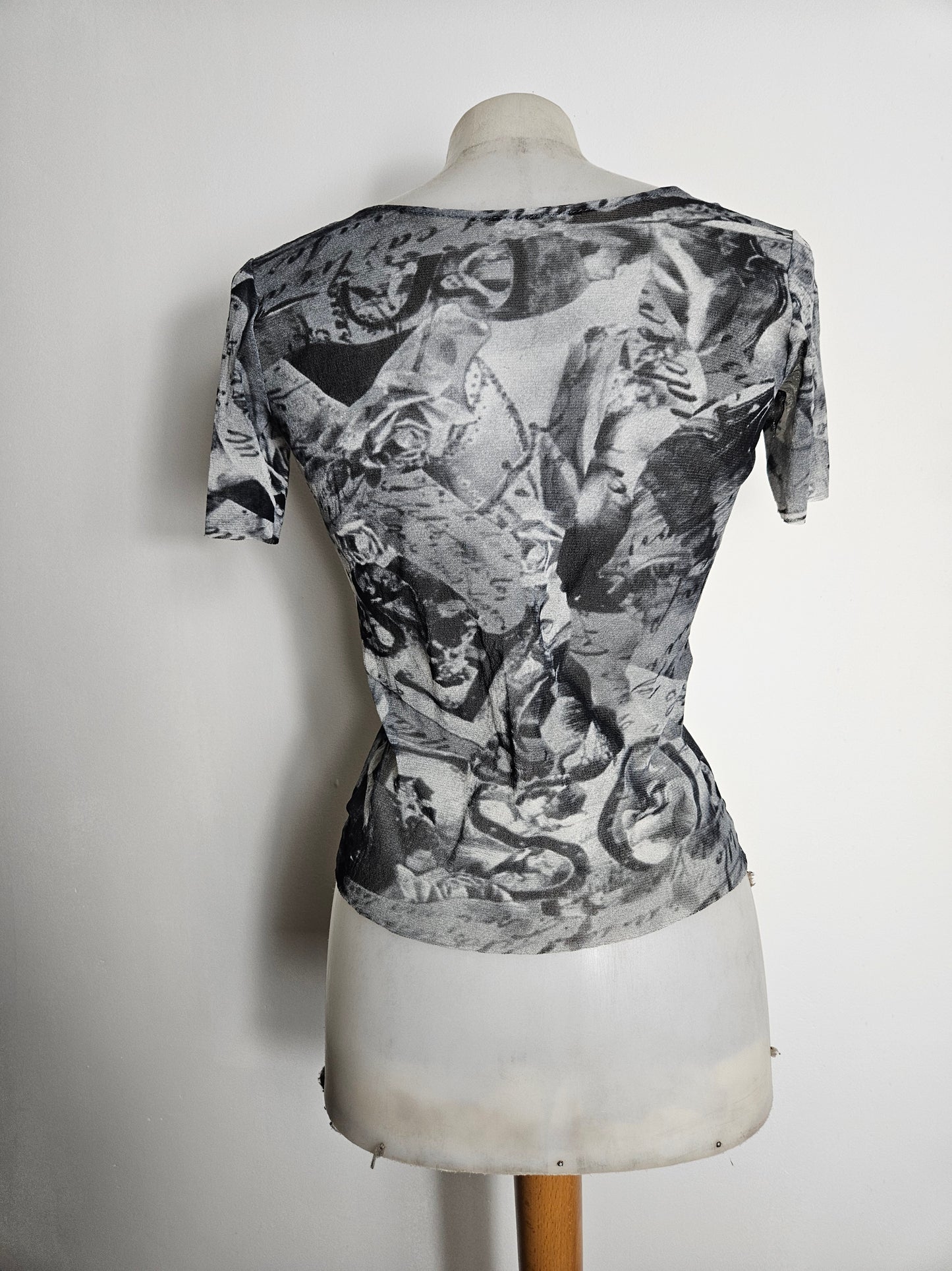 Haut en voile à motif tons gris