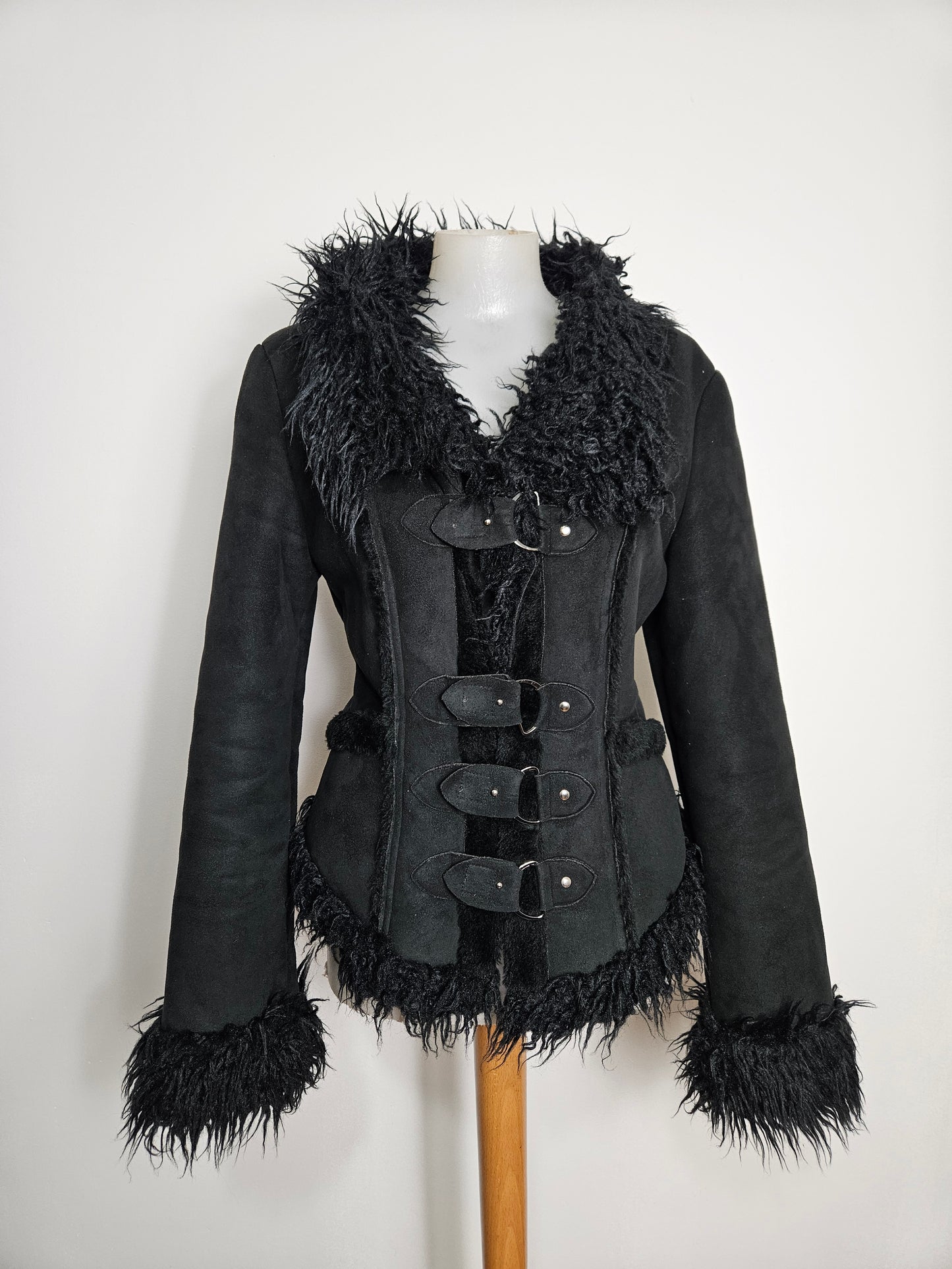 Manteau à sa clés détails fausse fourrure