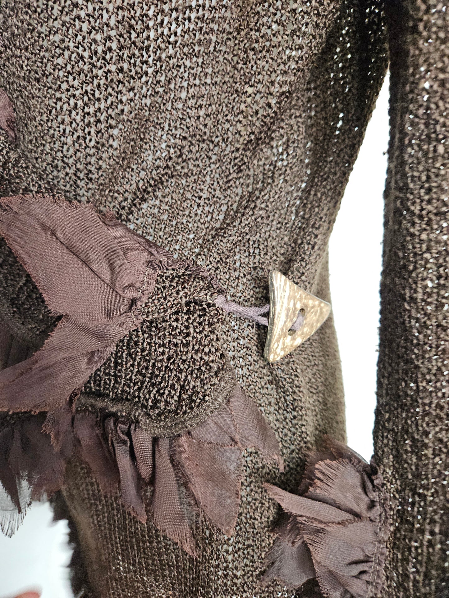 Cache coeur en crochet marron