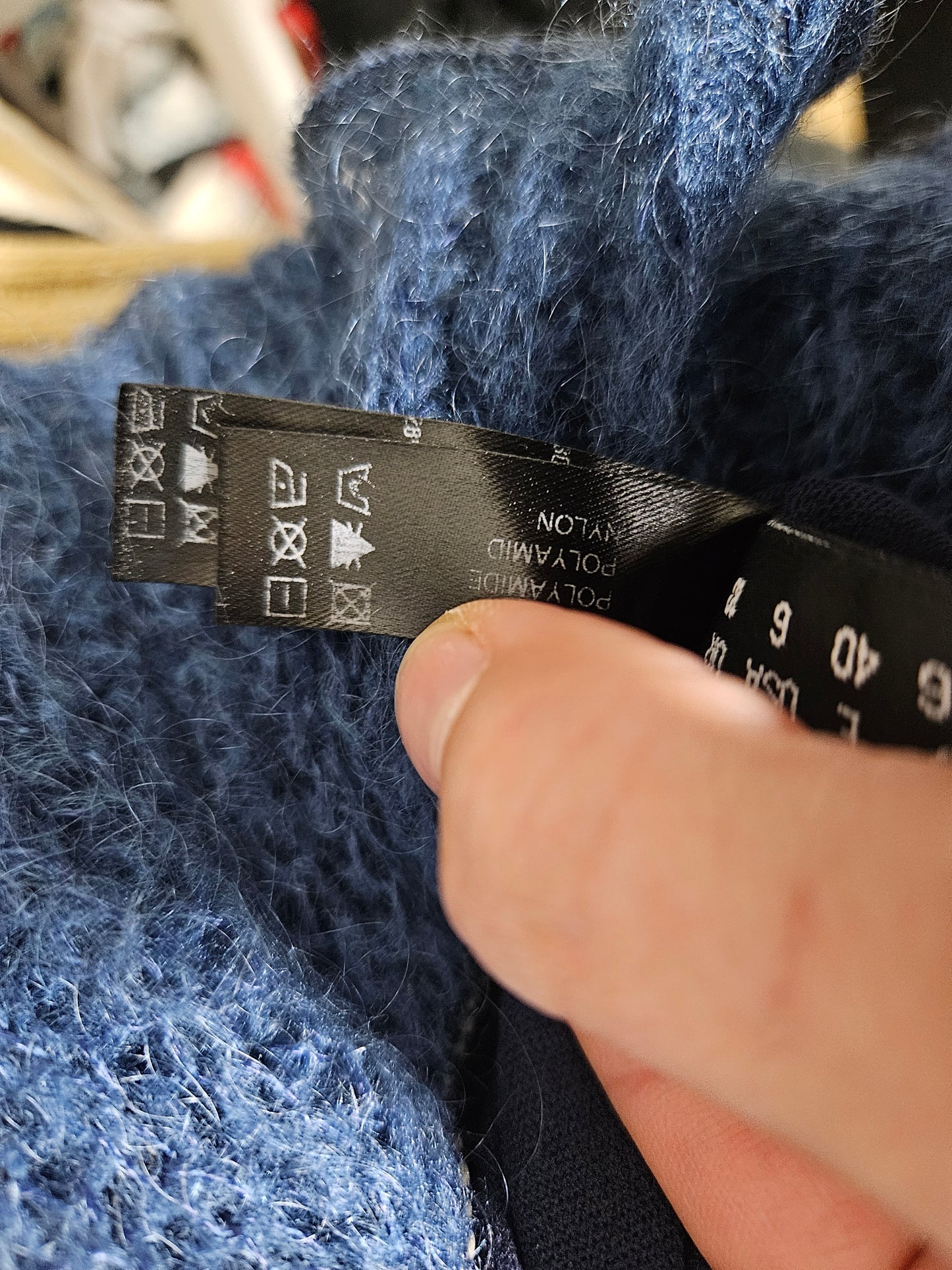 Cardigan bleu détails volants en crochet