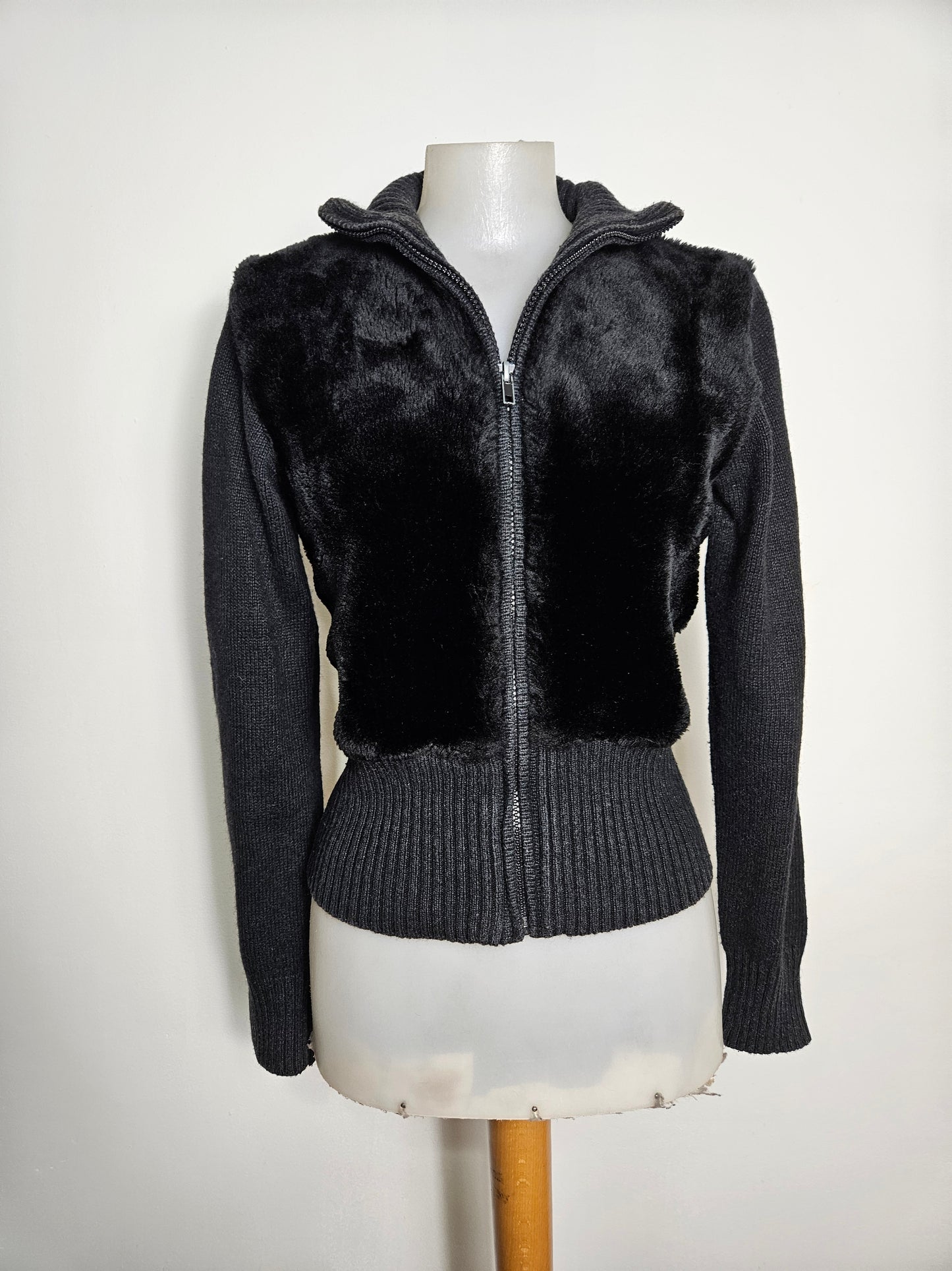 Blouson détails fausse fourrure