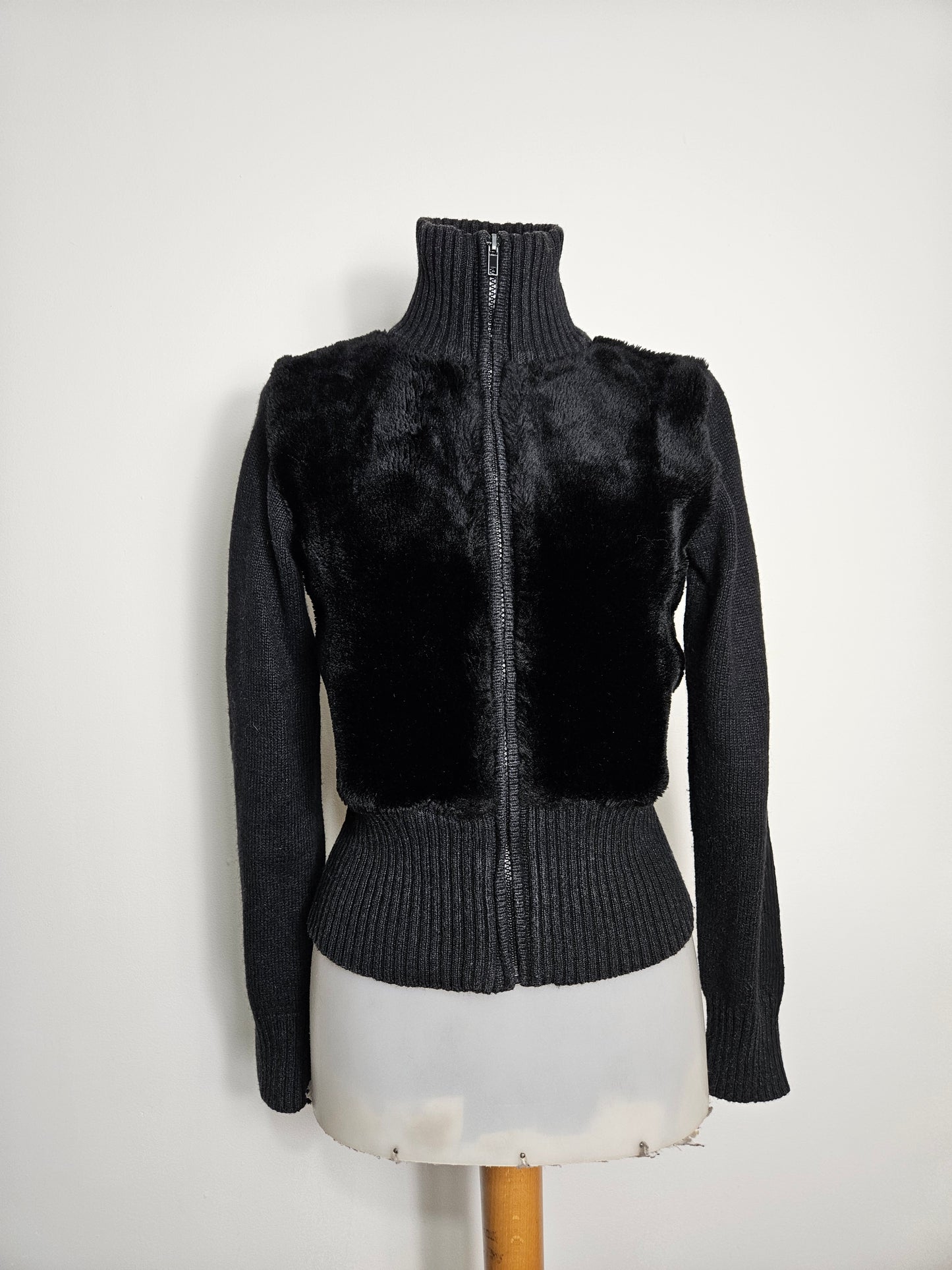 Blouson détails fausse fourrure