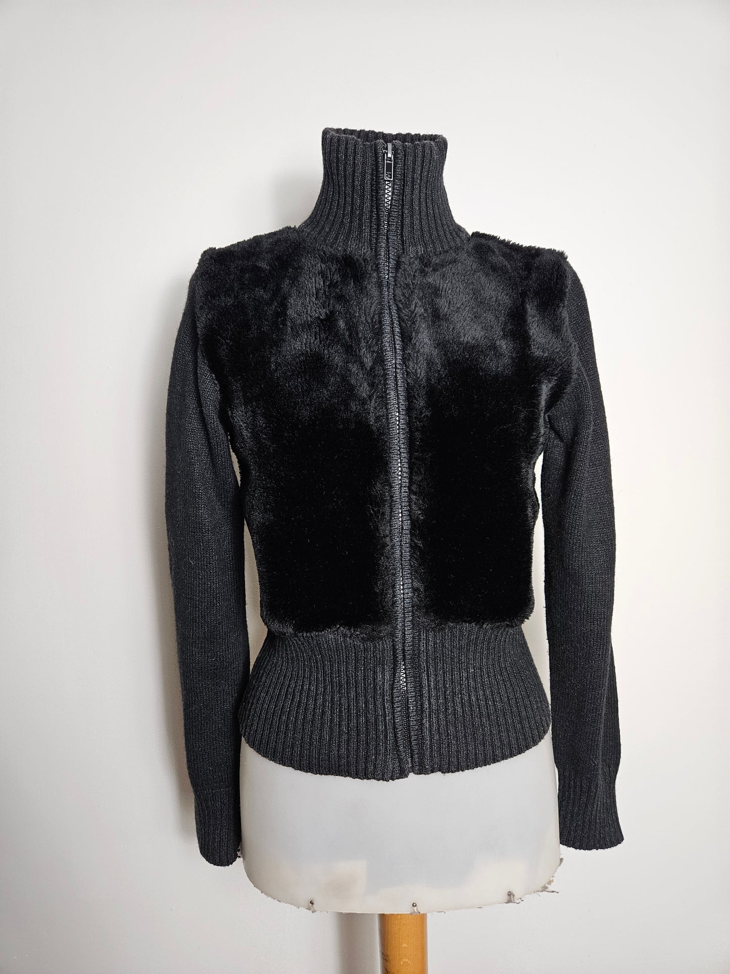 Blouson détails fausse fourrure