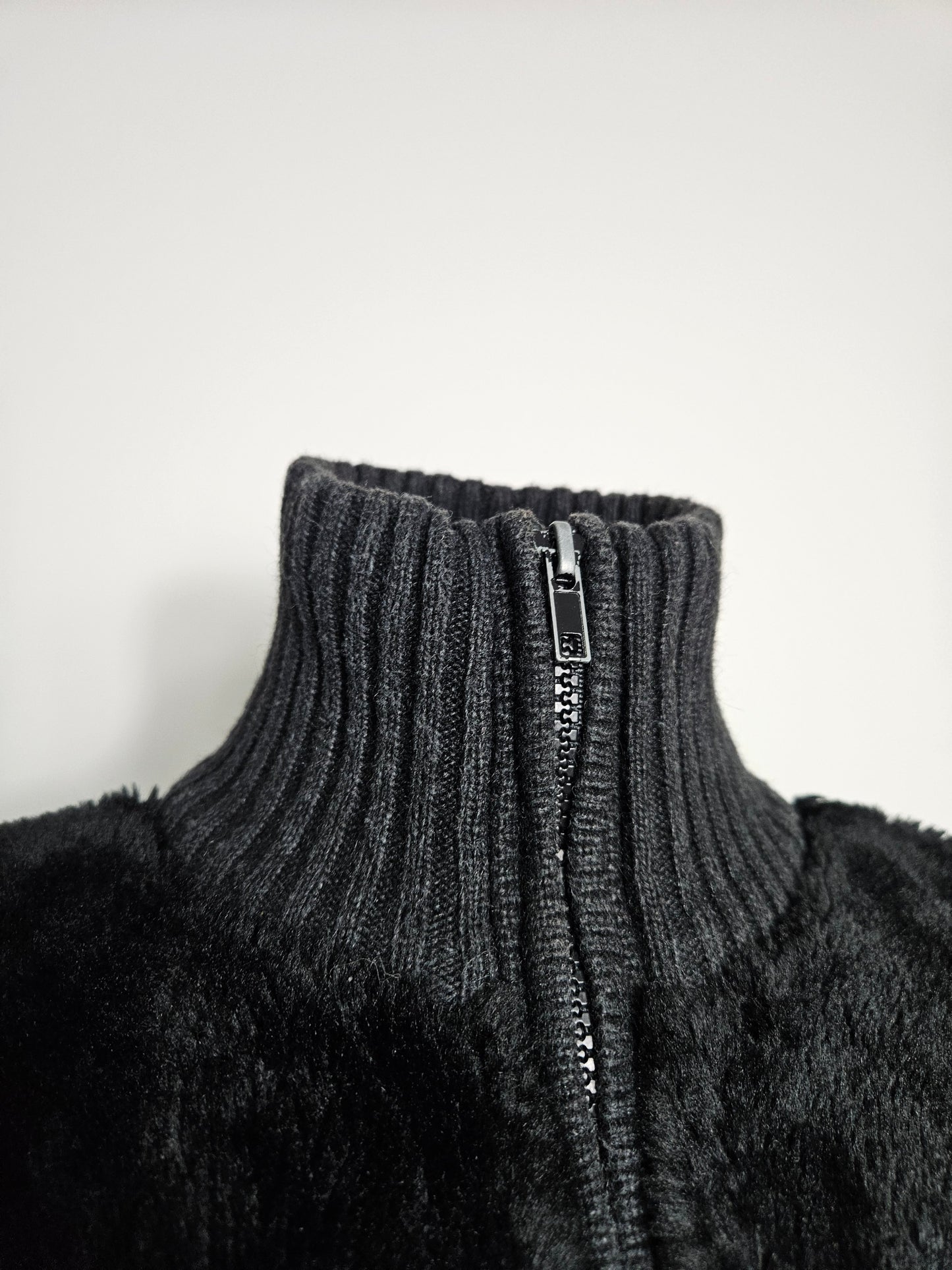 Blouson détails fausse fourrure