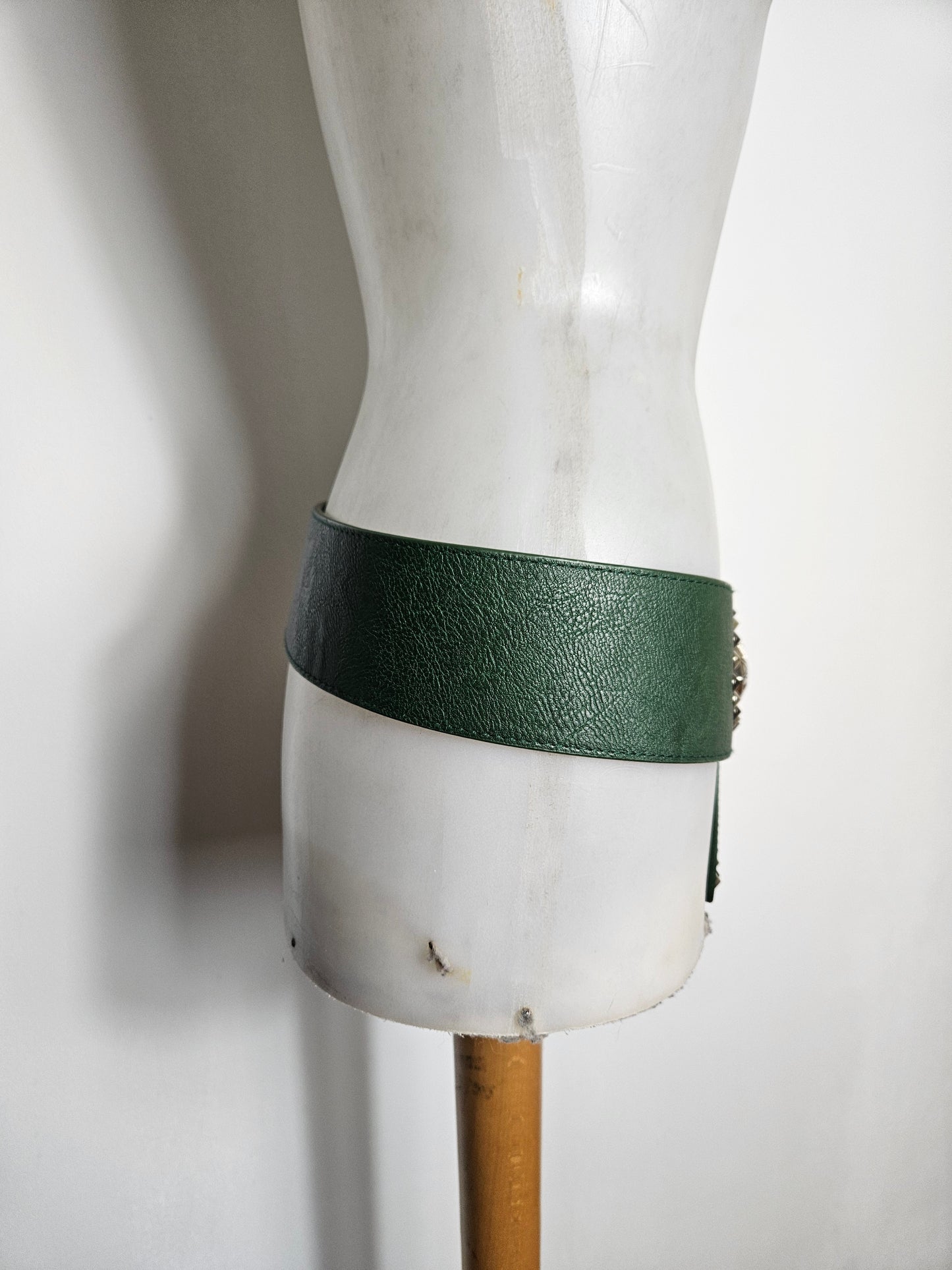 Ceinture en similicuir vert et argent