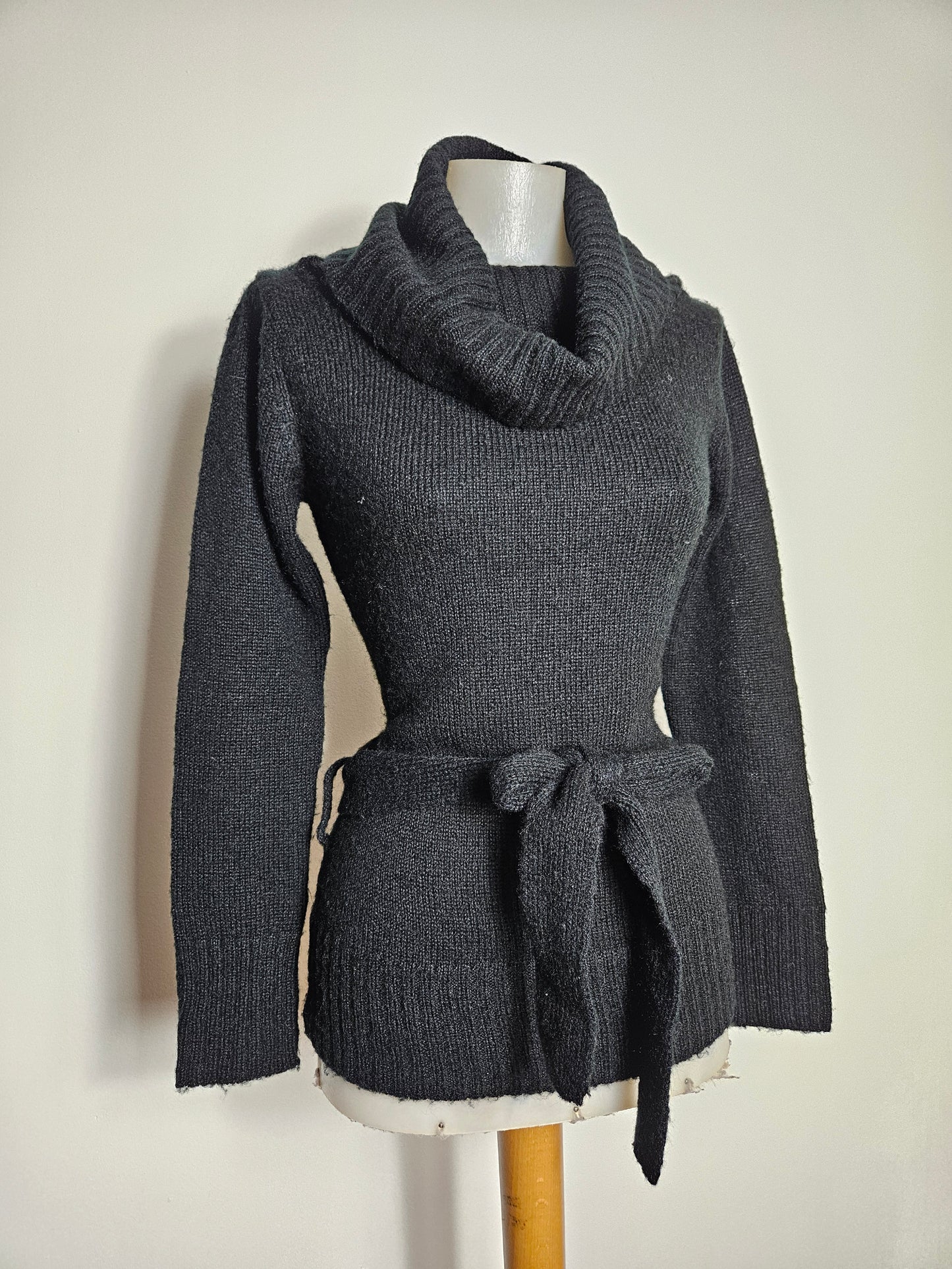 Pull con maxi avec ceinture