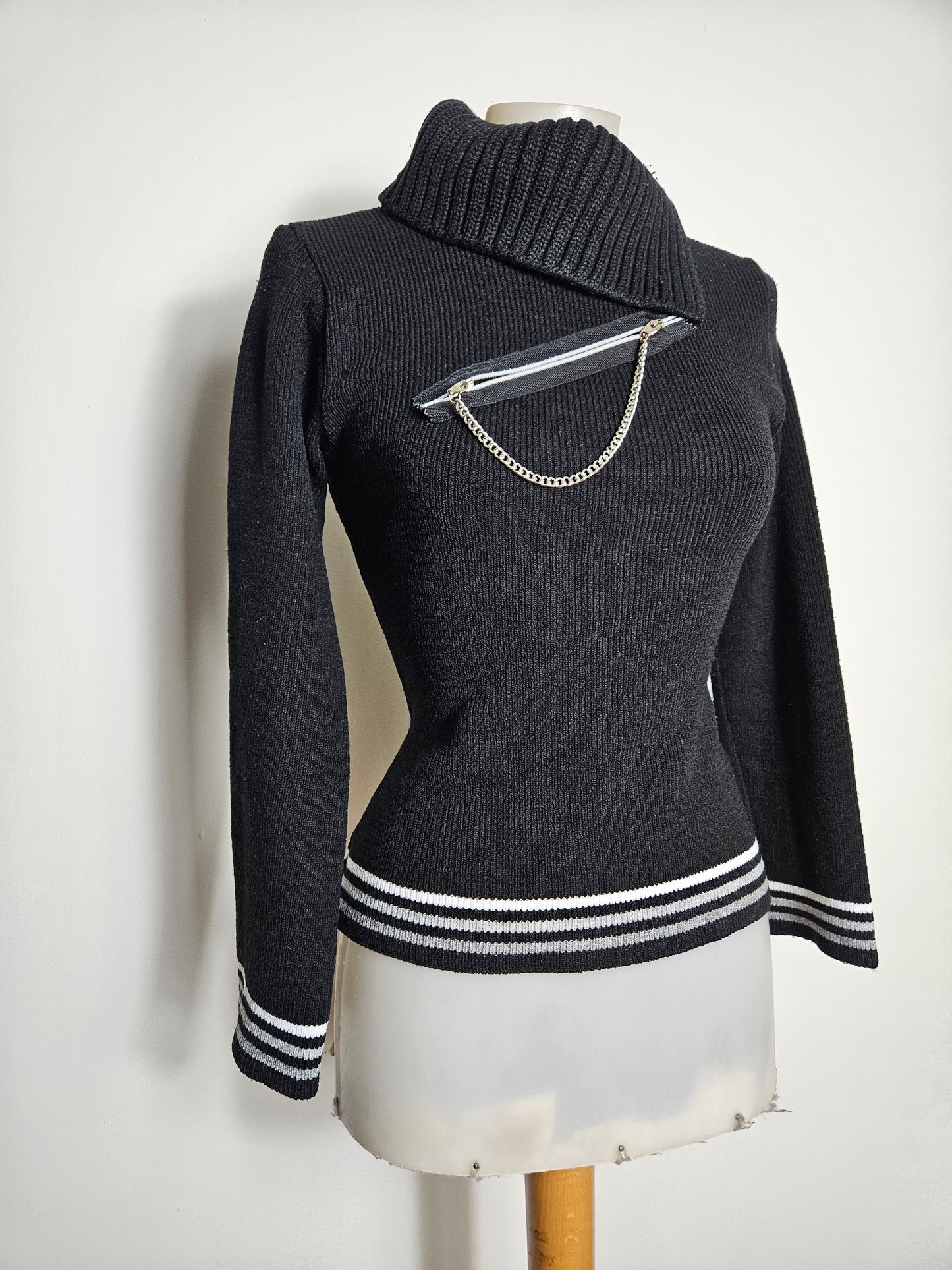 Pull col à revers détails zip