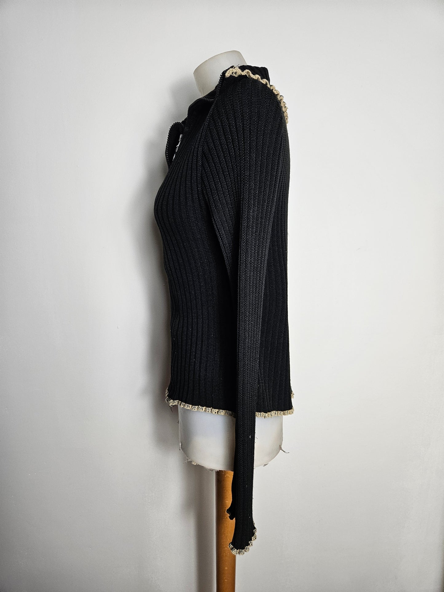 Pull côtelé à zip