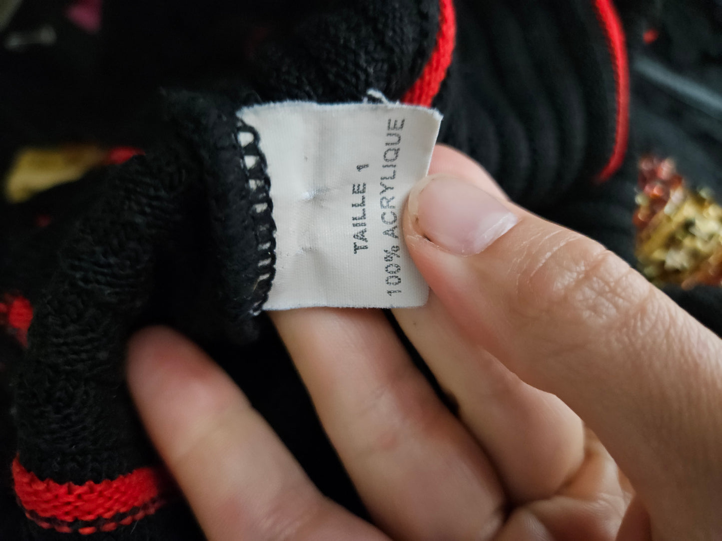 Pull rouge et noir double zip