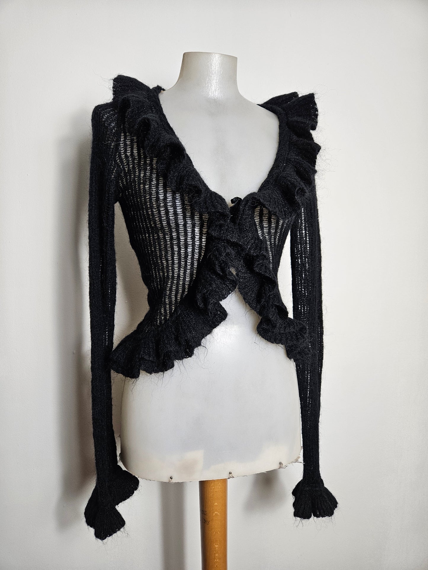 Boléro en crochet noir