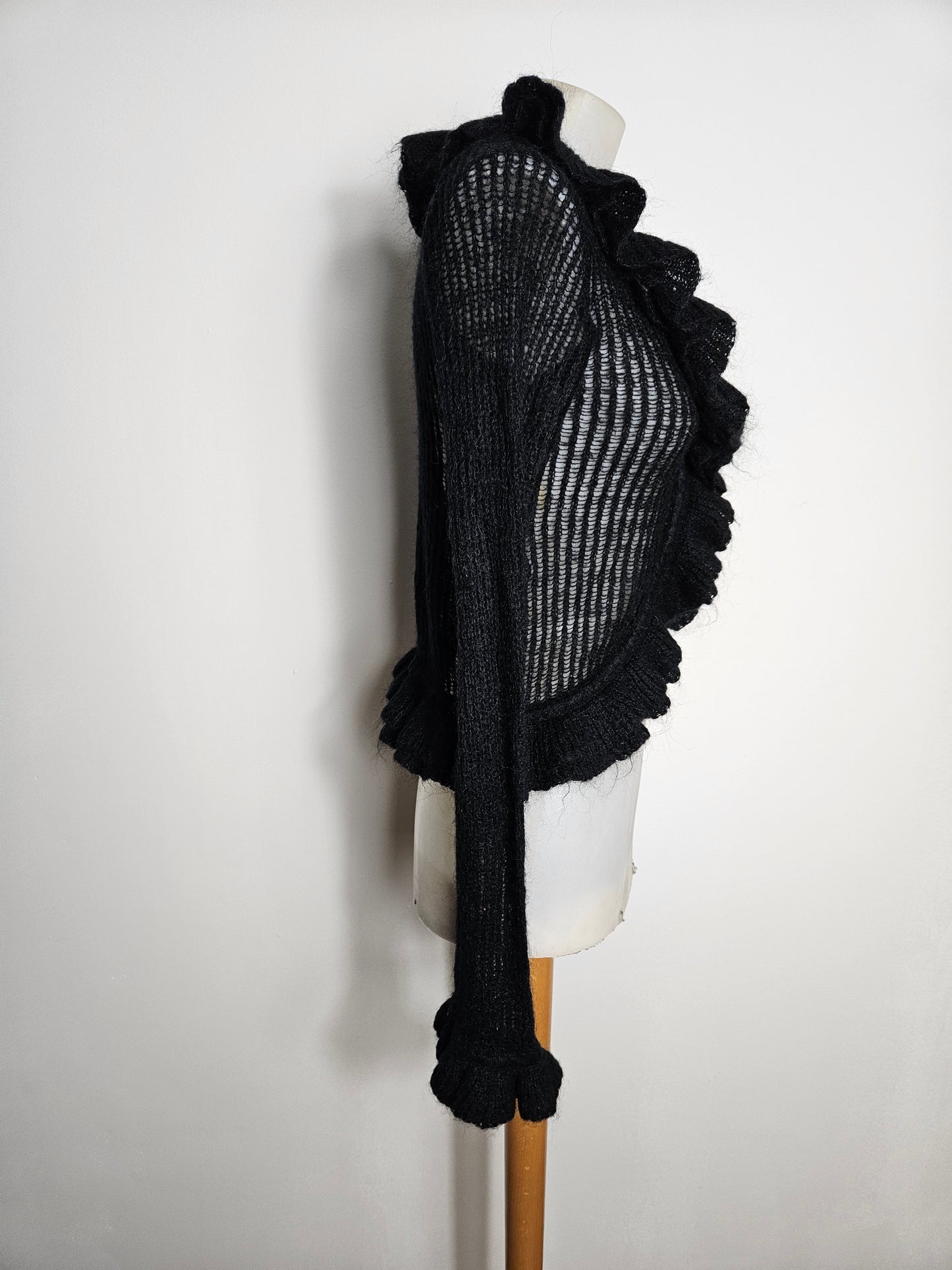 Boléro en crochet noir