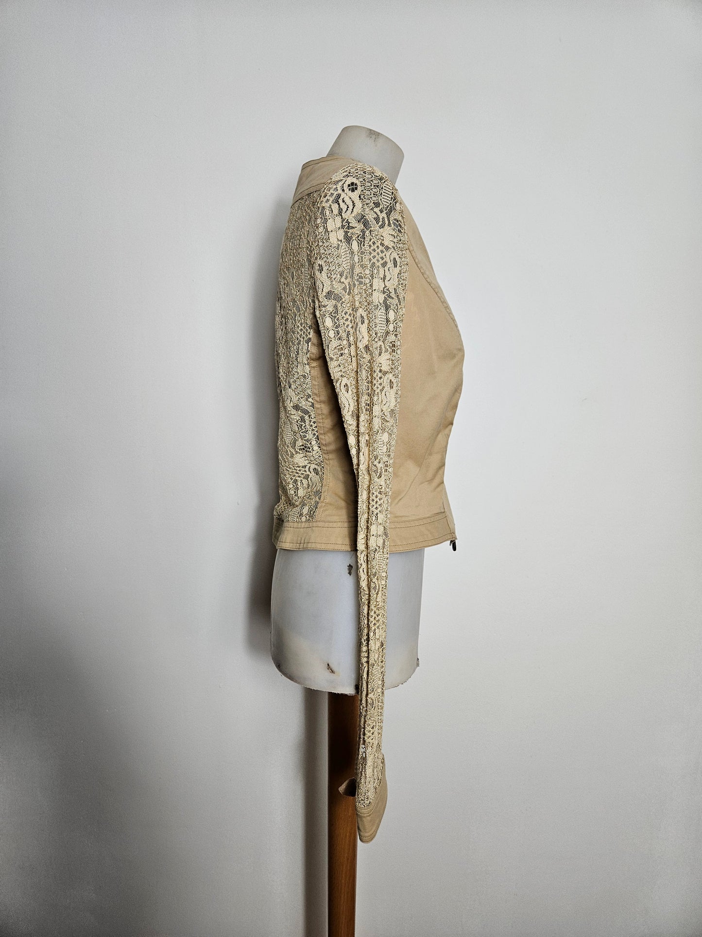 Haut à double zip dos dentelle