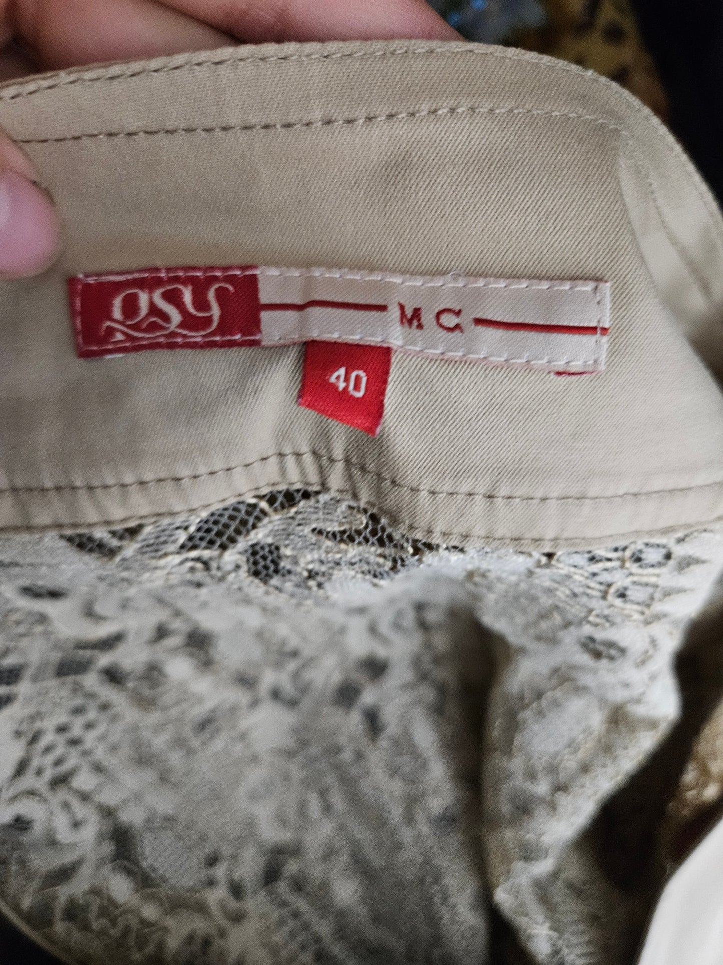 Haut à double zip dos dentelle