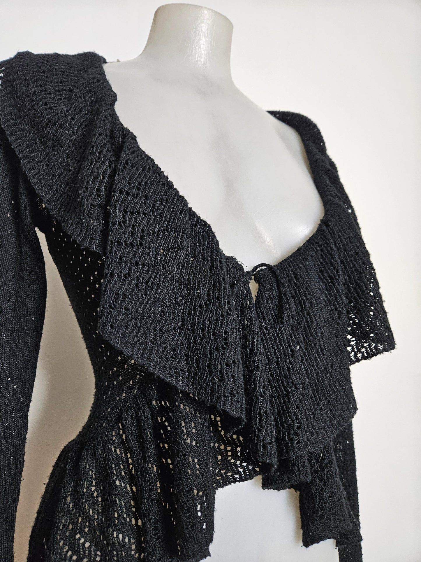 Cardigan en crochet noir