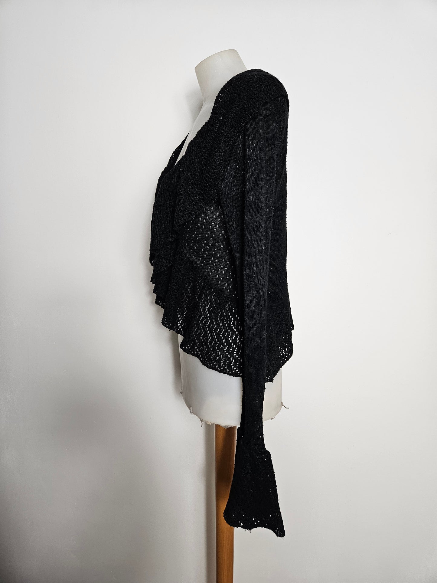 Cardigan en crochet noir