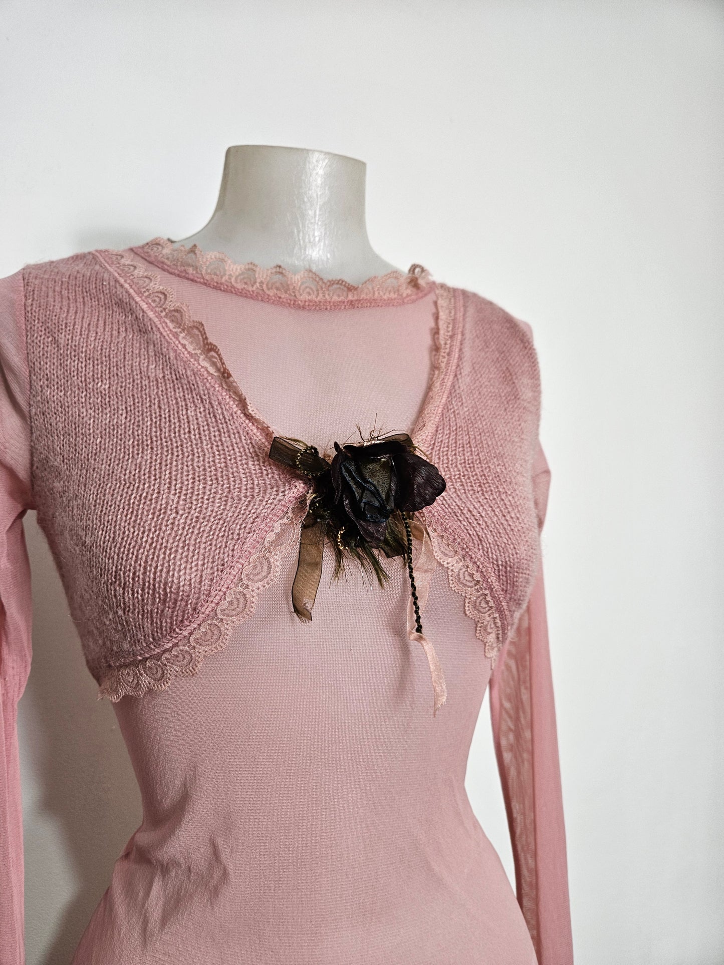 Haut en voile et ccrochet rose poudré