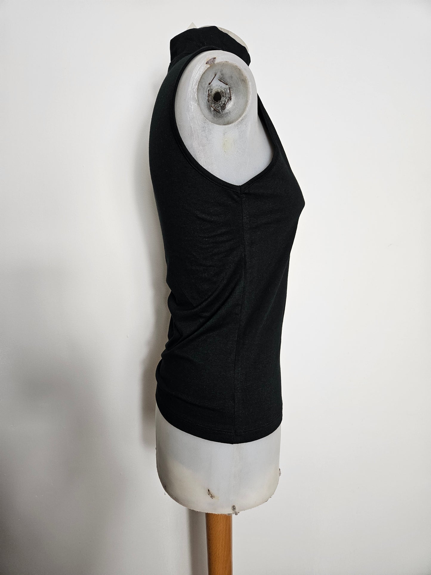 Haut col cheminée détails broche