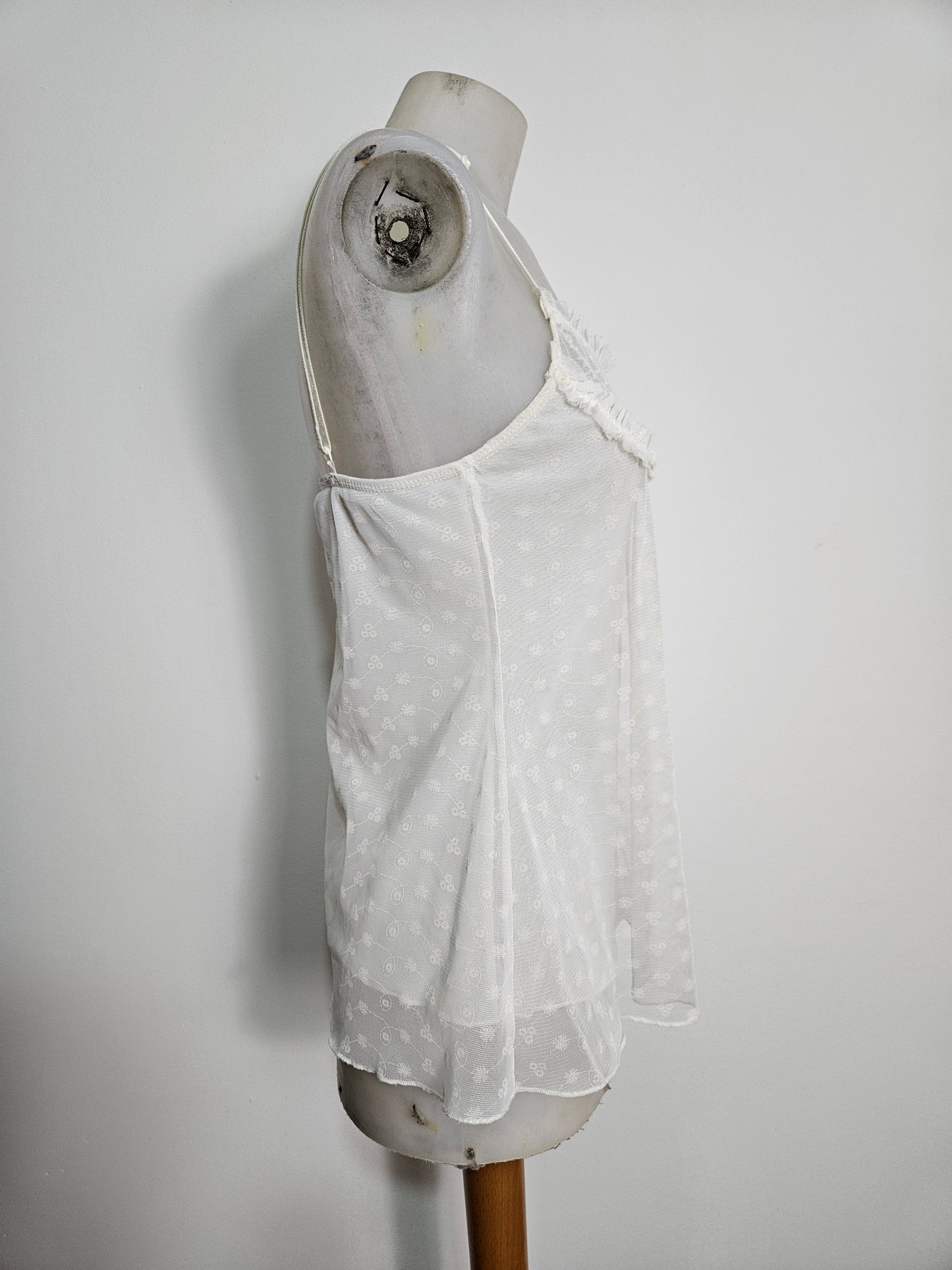 Haut en voile et dentelle